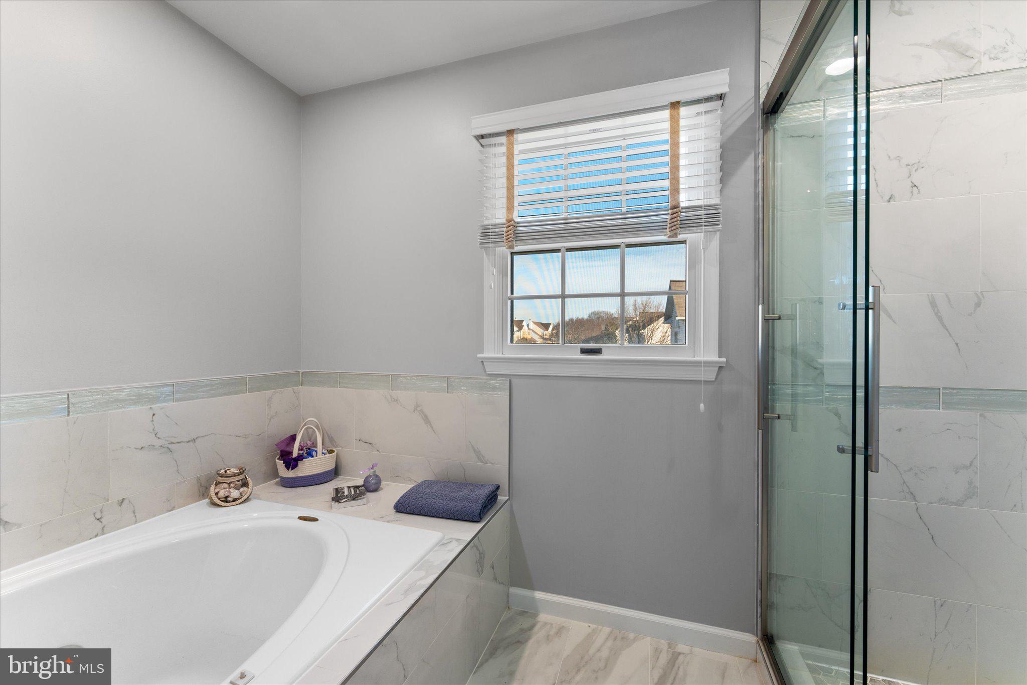 POTOMAC CROSSING - Residential