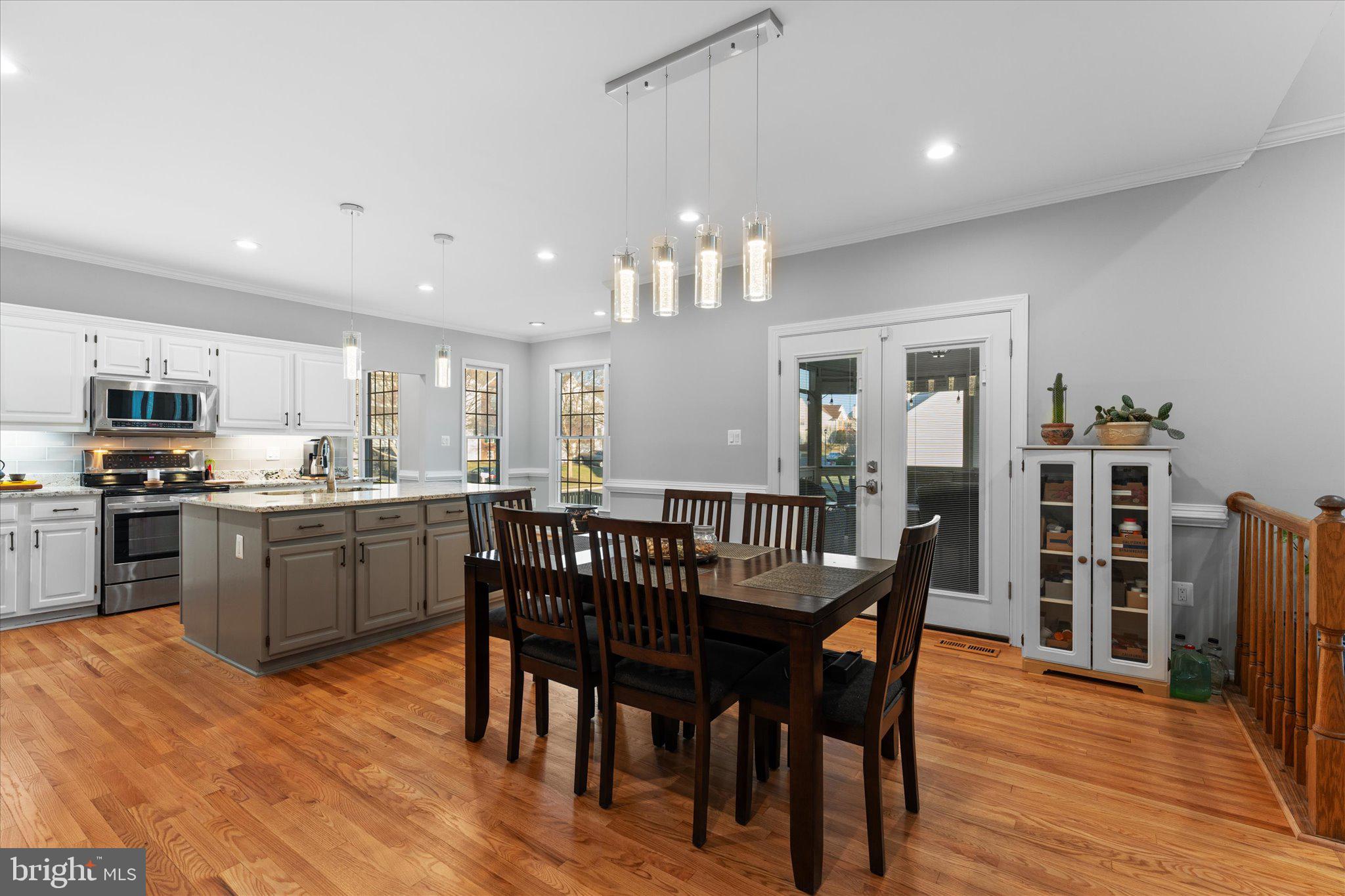 POTOMAC CROSSING - Residential