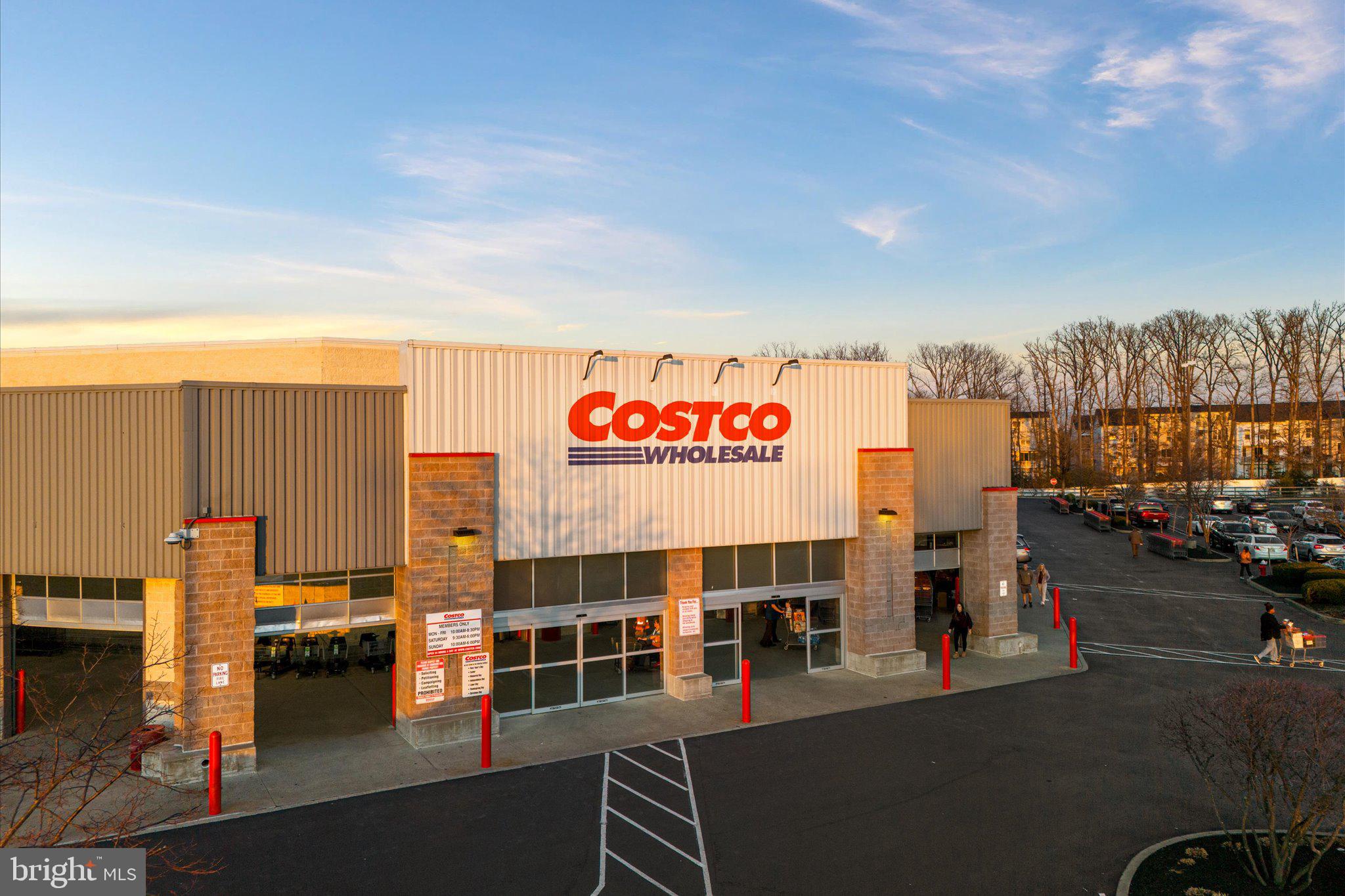POTOMAC CROSSING - Residential