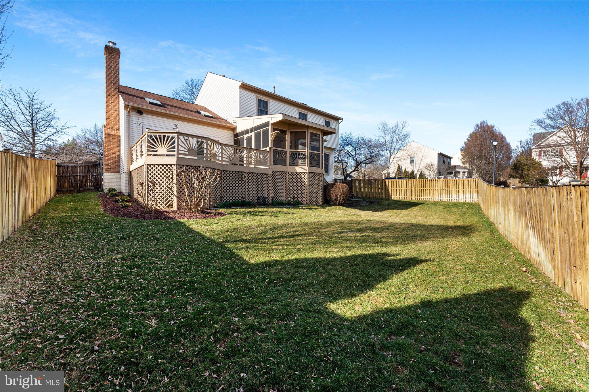 POTOMAC CROSSING - Residential