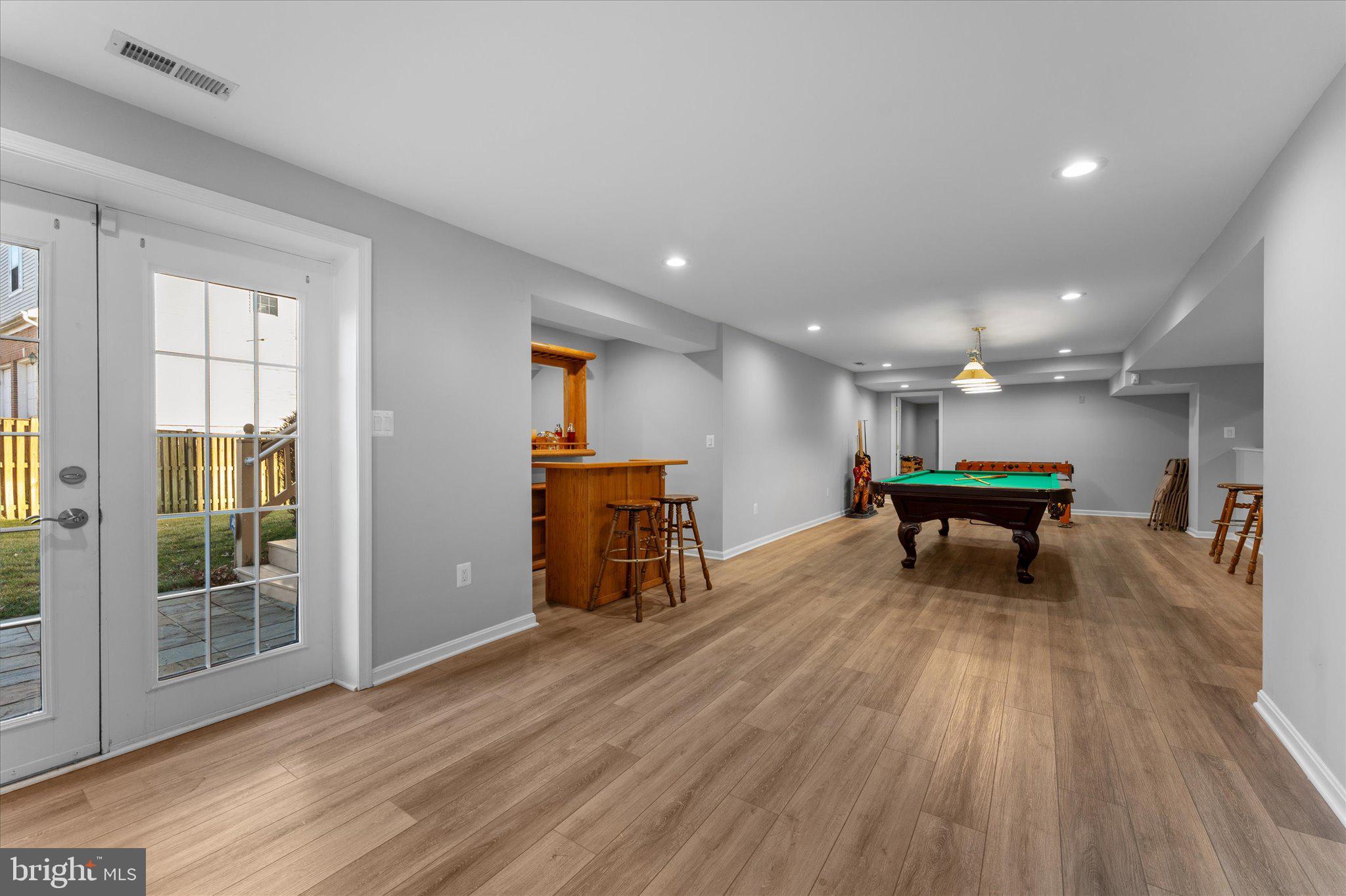 POTOMAC CROSSING - Residential