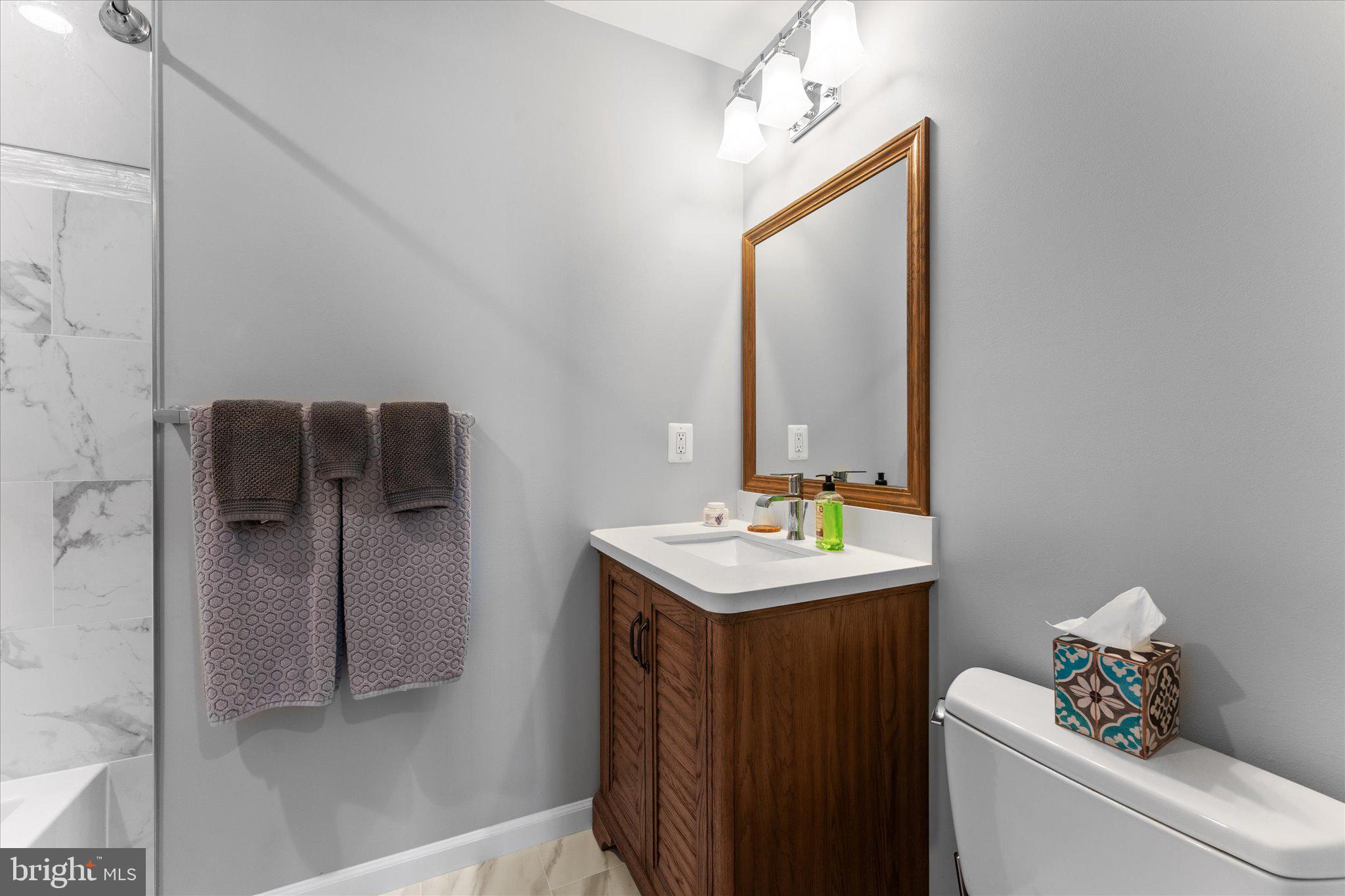 POTOMAC CROSSING - Residential