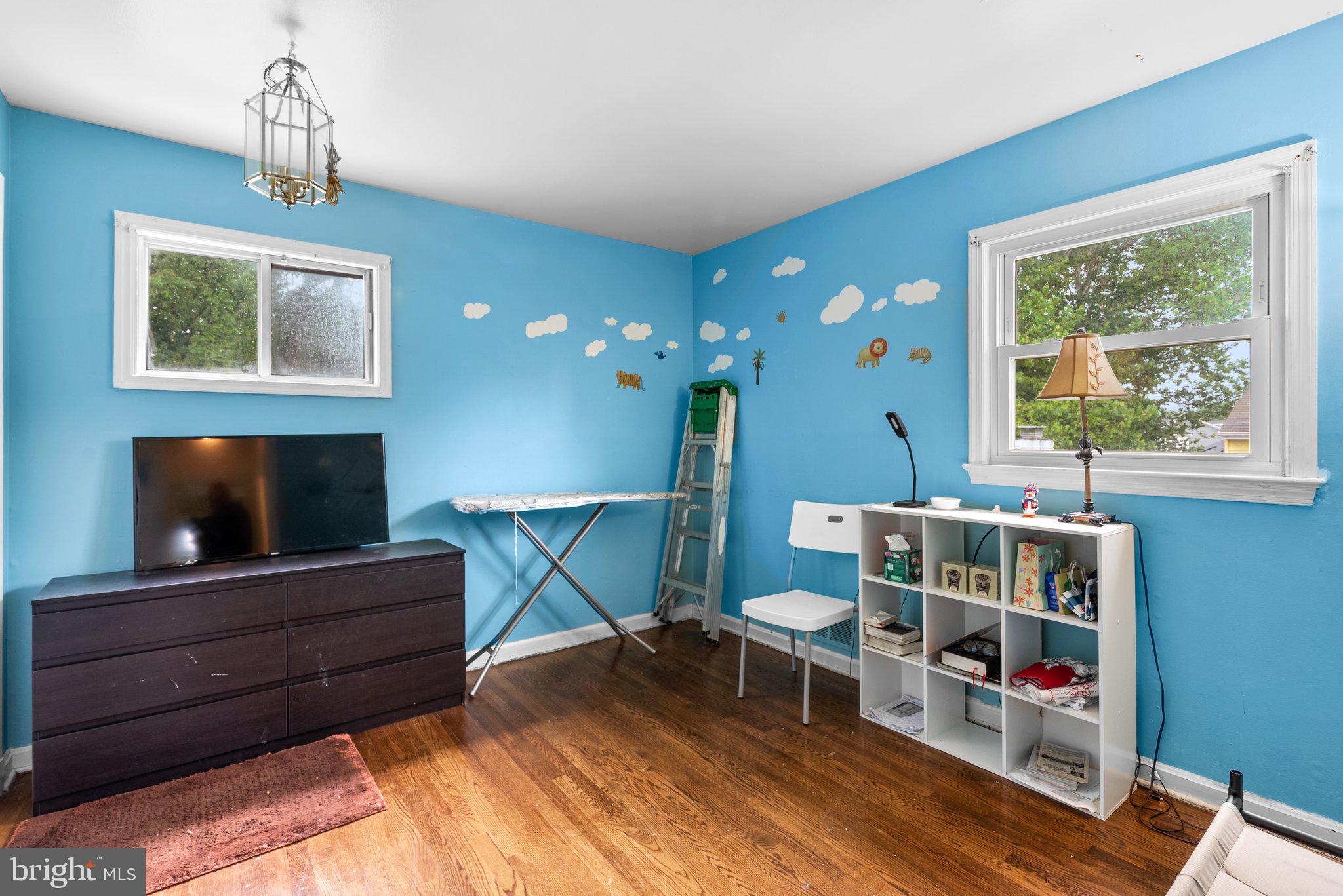 ADELPHI - Residential