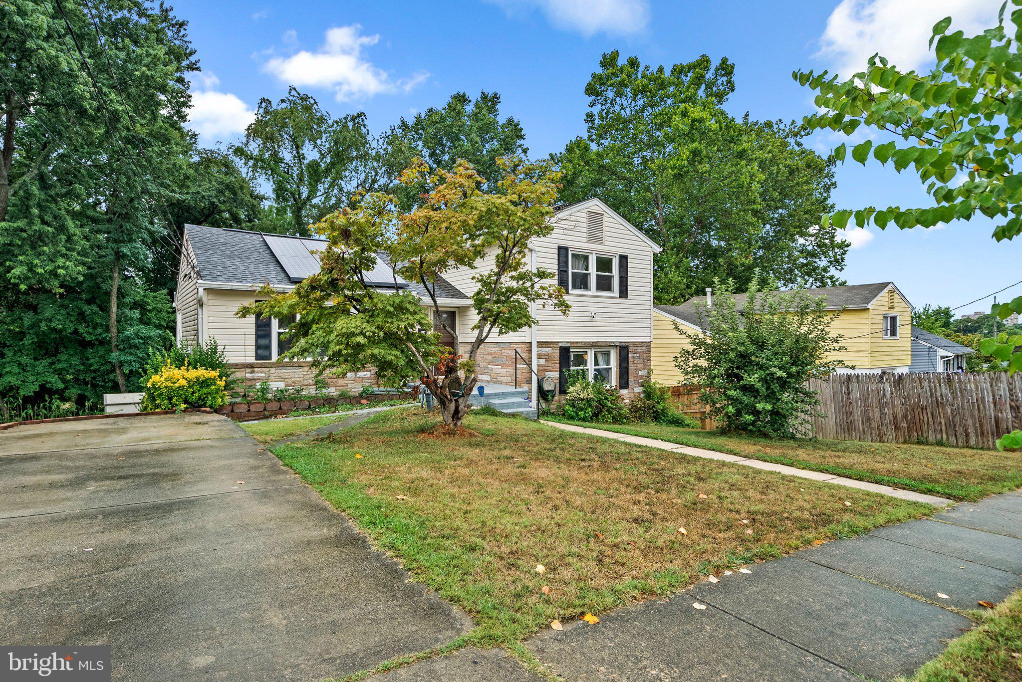 ADELPHI - Residential