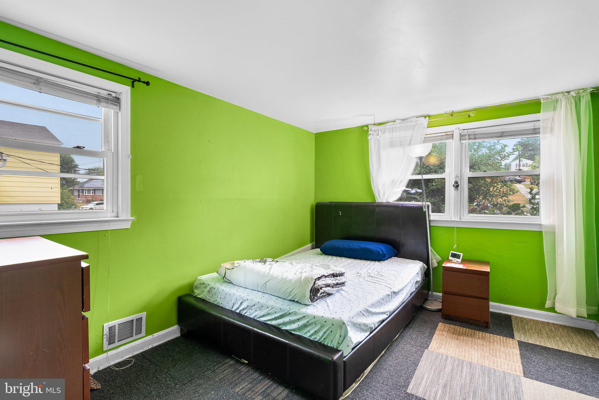 ADELPHI - Residential