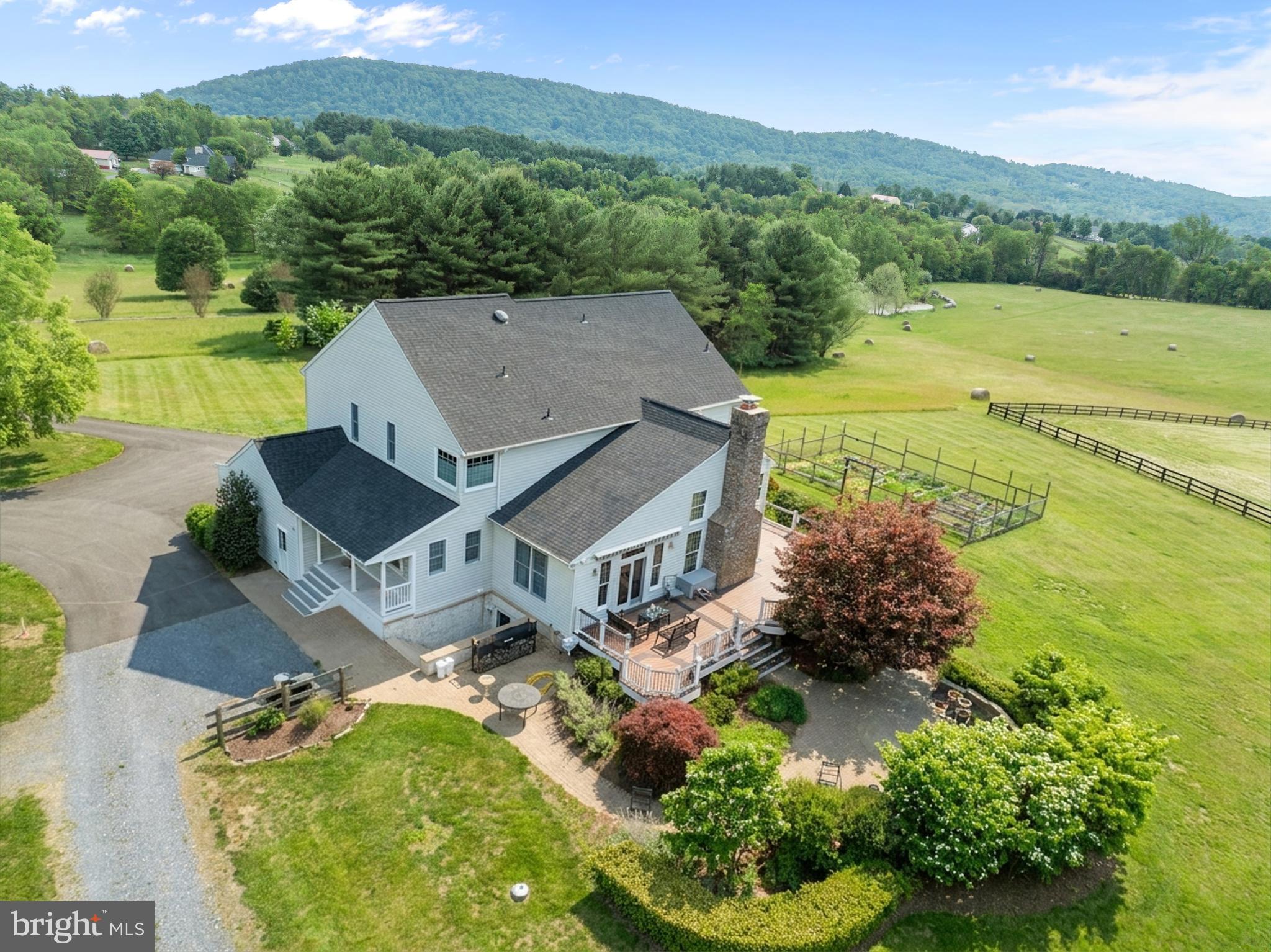 NALLS FAMILY - Residential