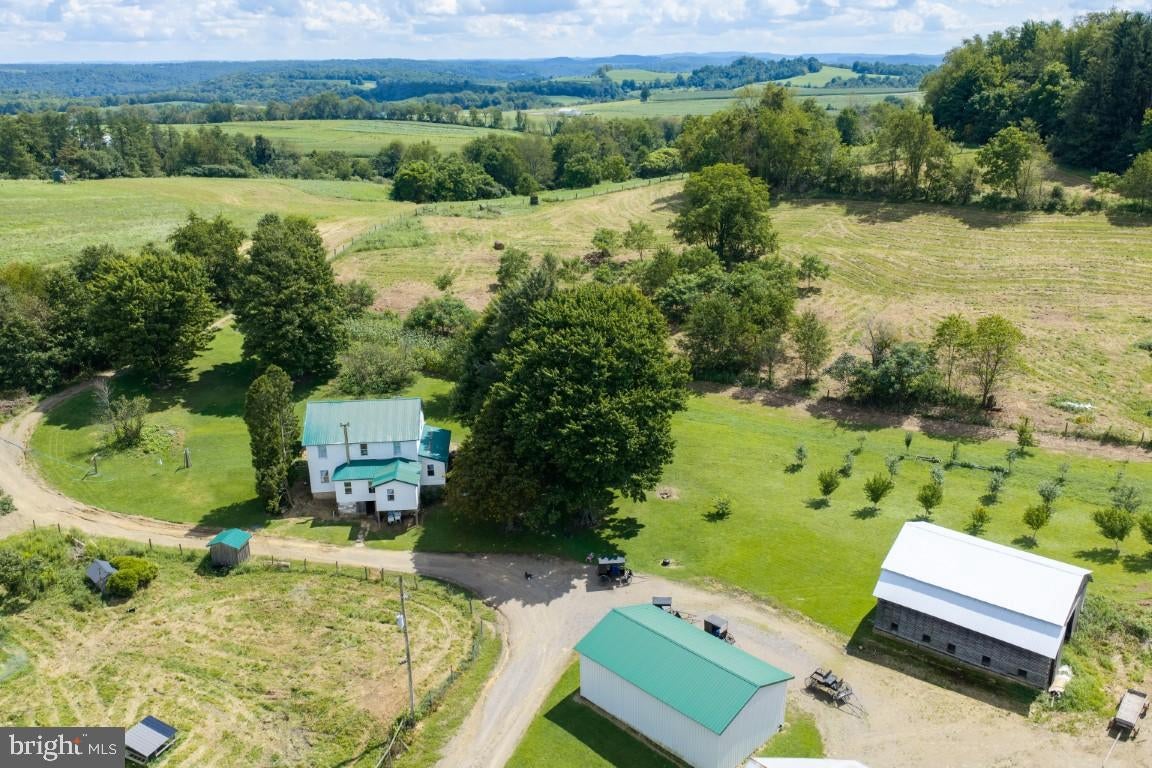 332 HILLSIDE LANE