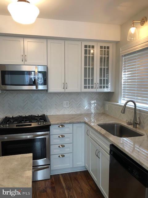 PARKFAIRFAX - Residential Lease