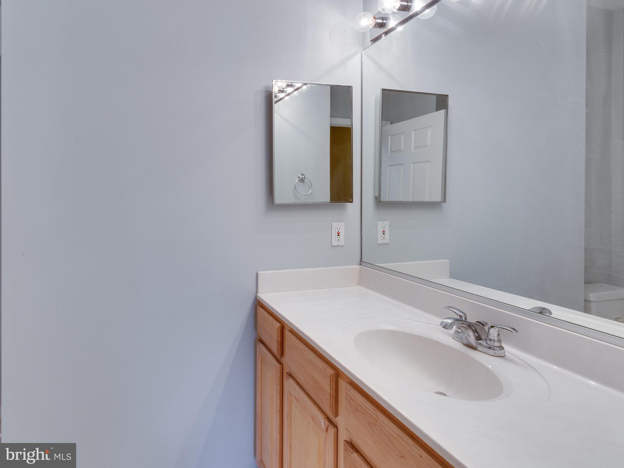 RANDOM HILLS - Residential