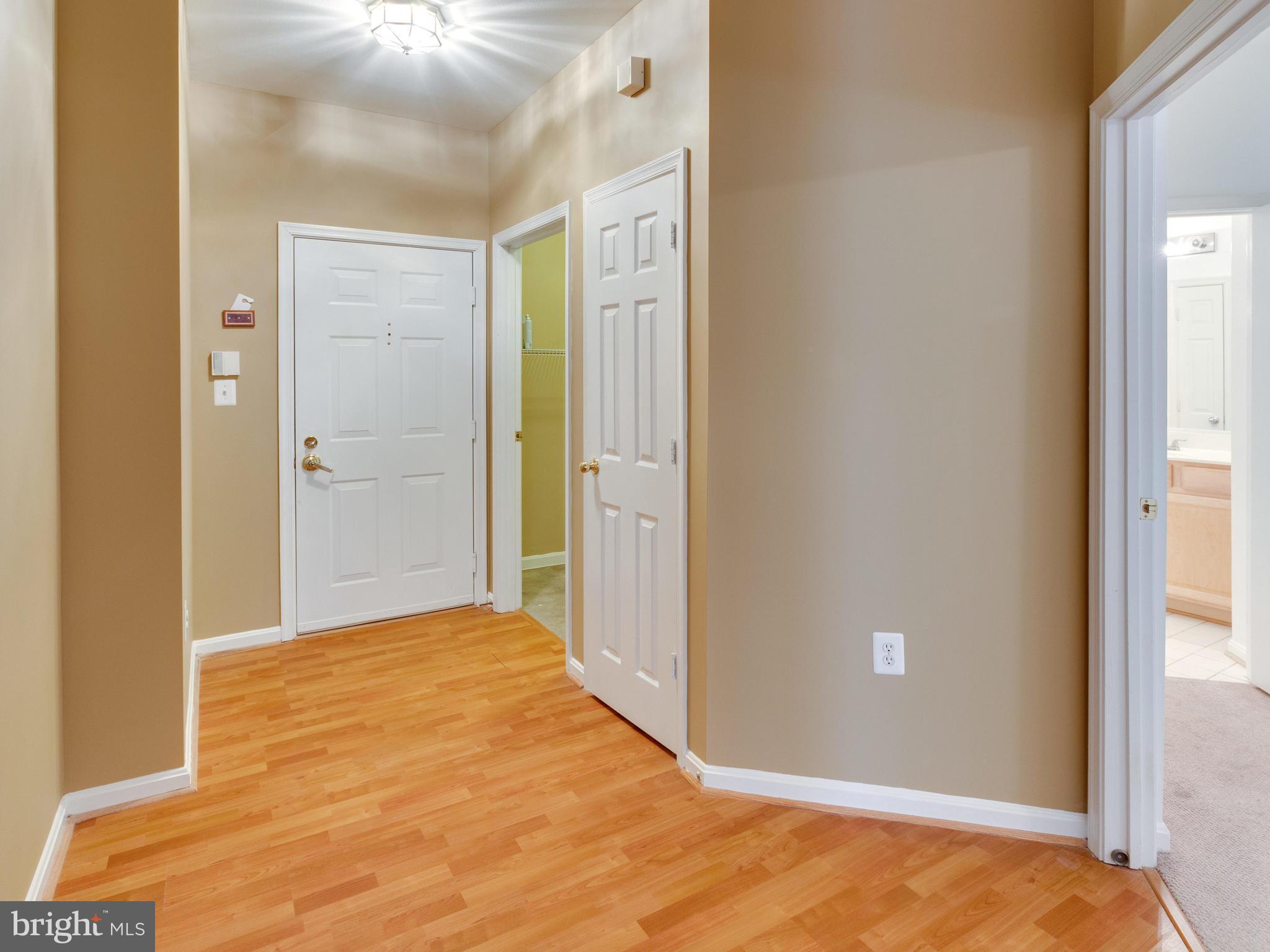 RANDOM HILLS - Residential