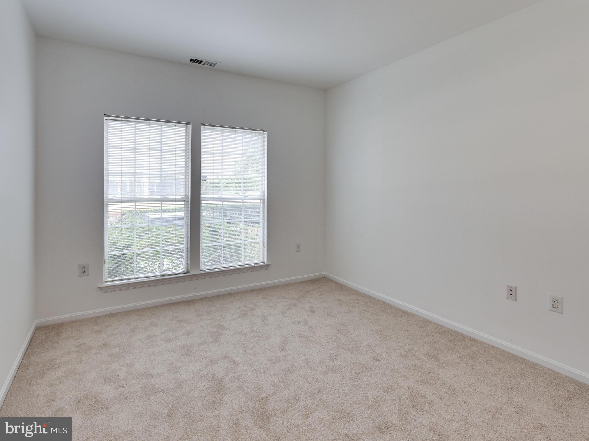 RANDOM HILLS - Residential