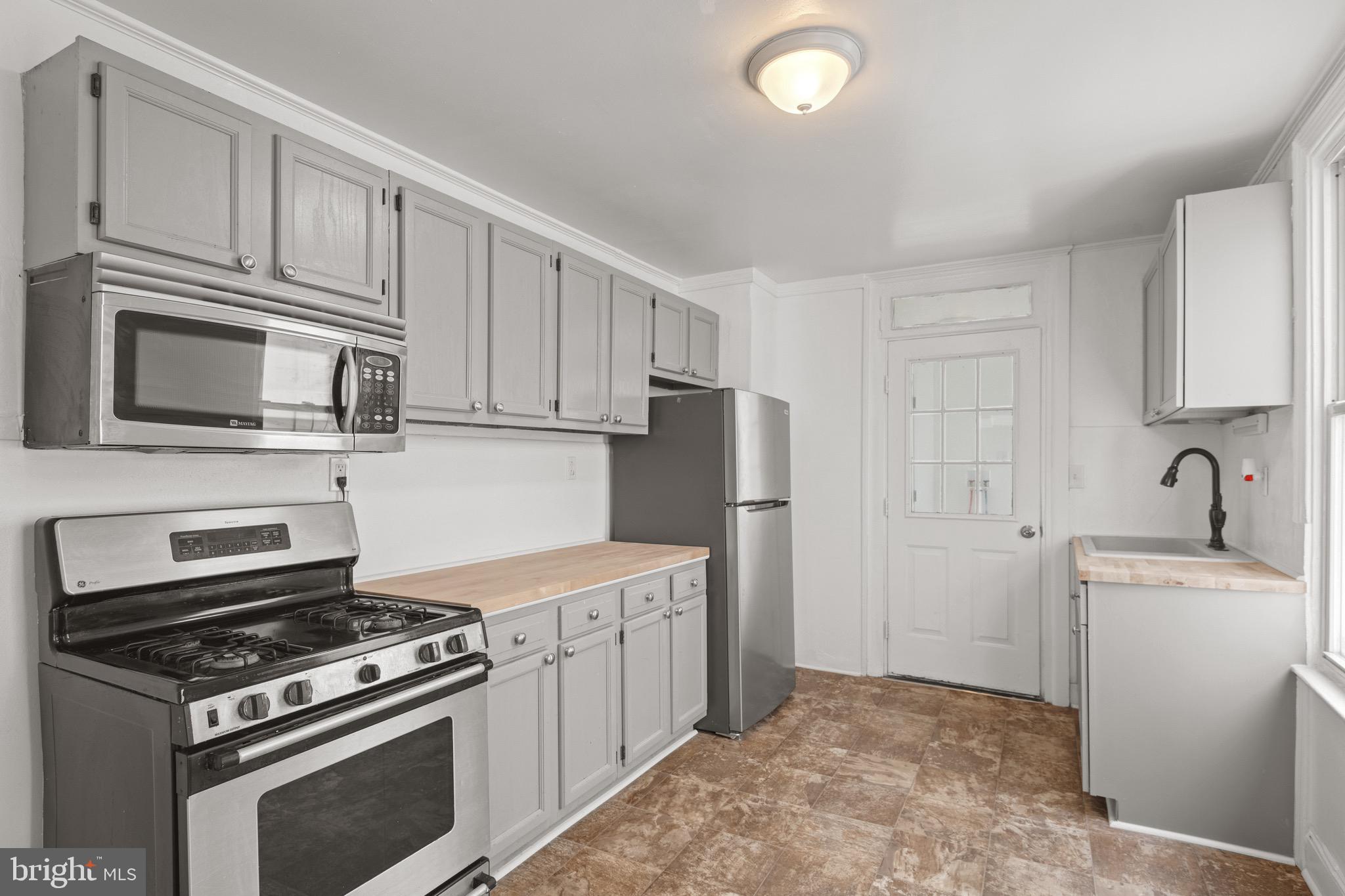 EAST YORK - Residential