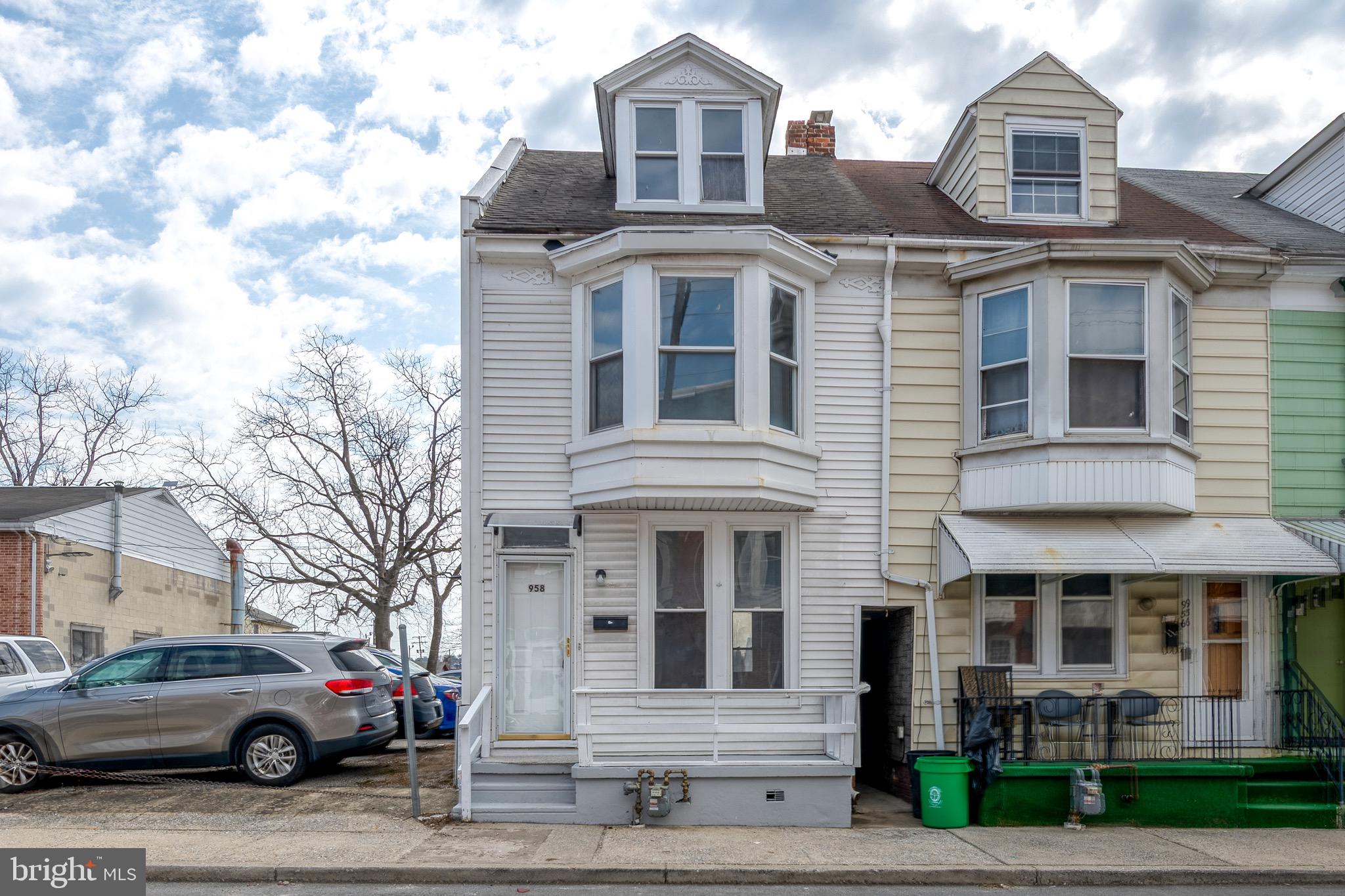 EAST YORK - Residential