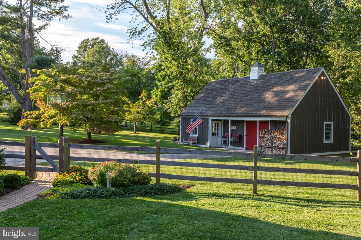 15 RABBIT RUN ROAD