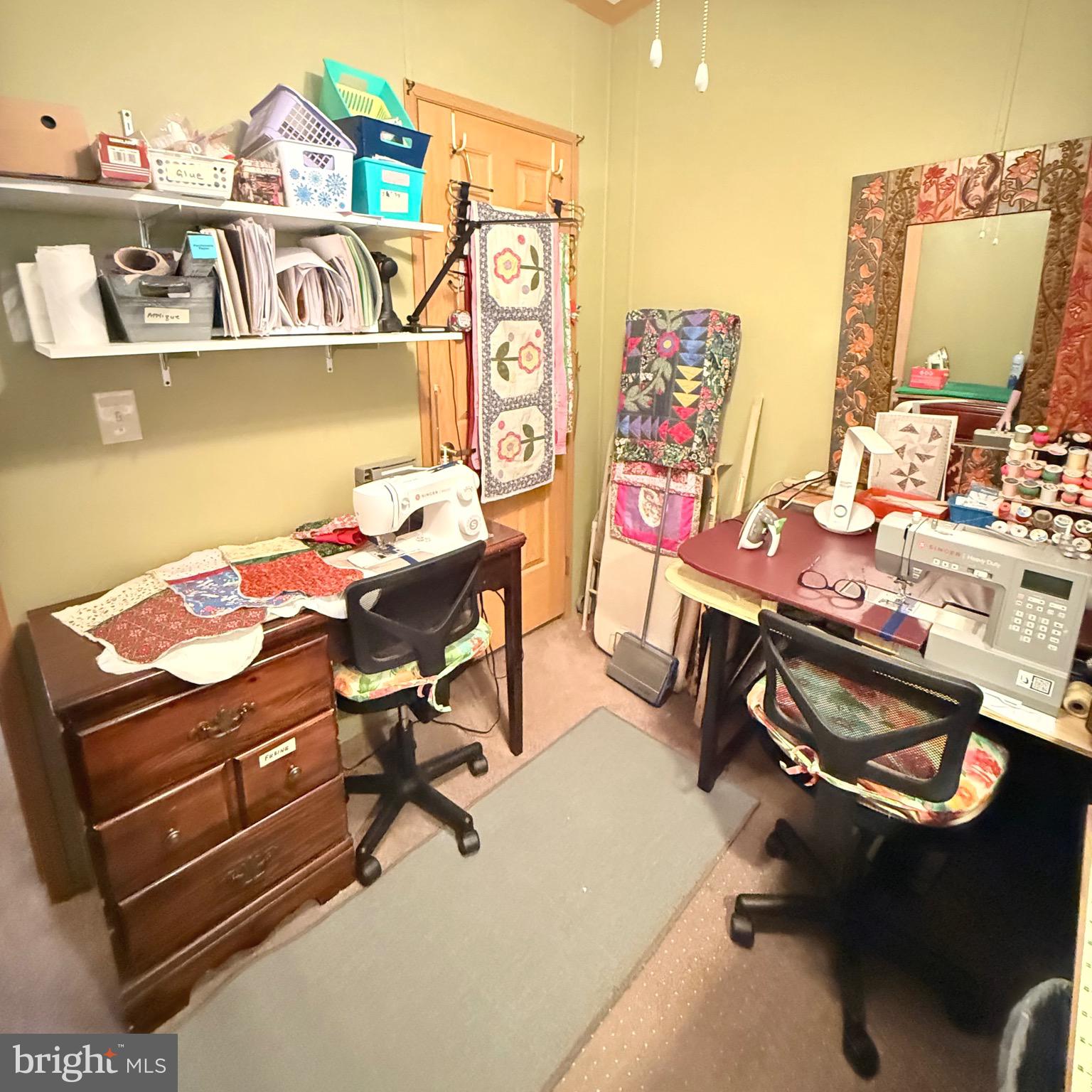 VILLAGE GREEN - Residential