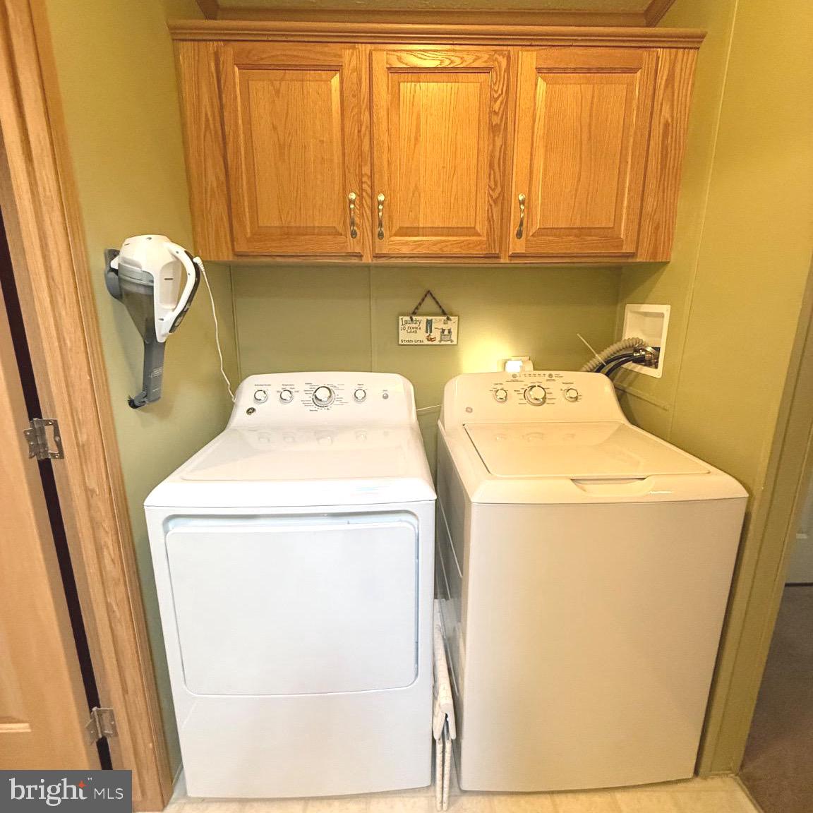 VILLAGE GREEN - Residential