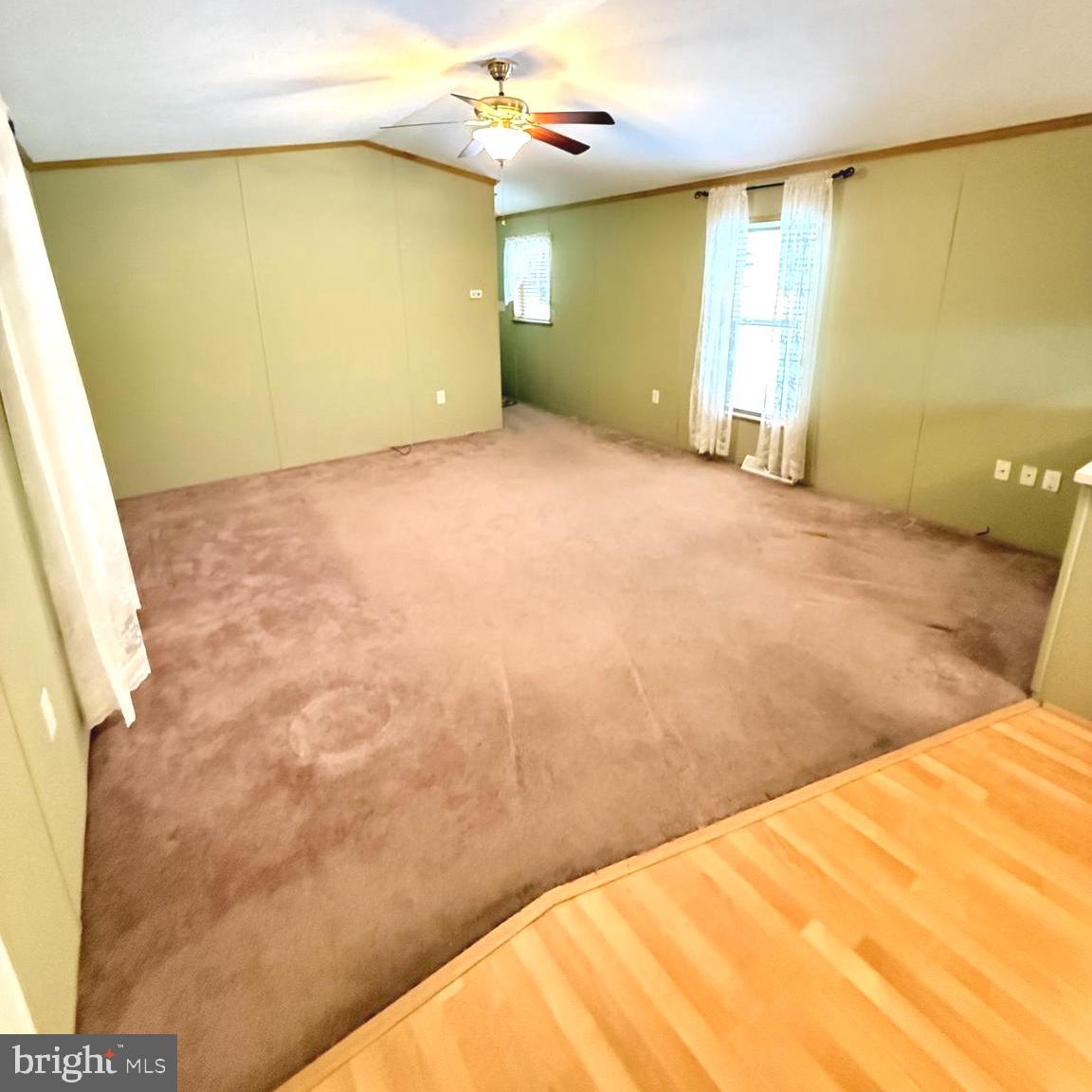 VILLAGE GREEN - Residential