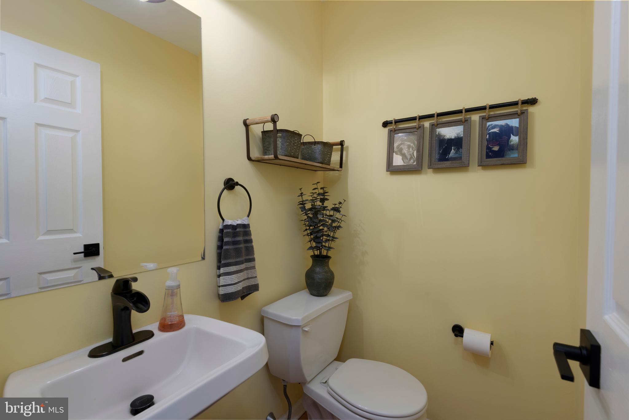 GOSHEN COMMONS - Residential