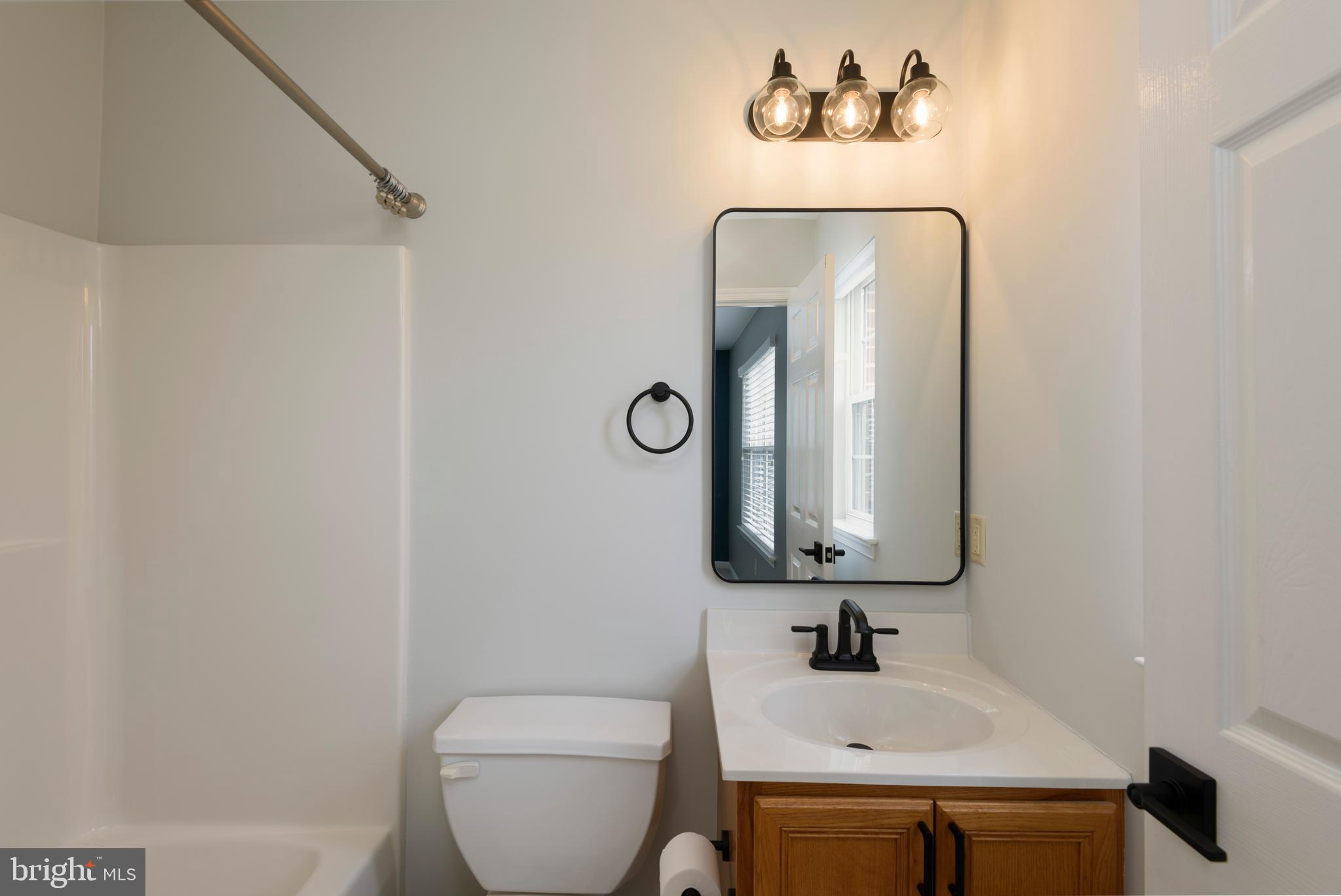 GOSHEN COMMONS - Residential