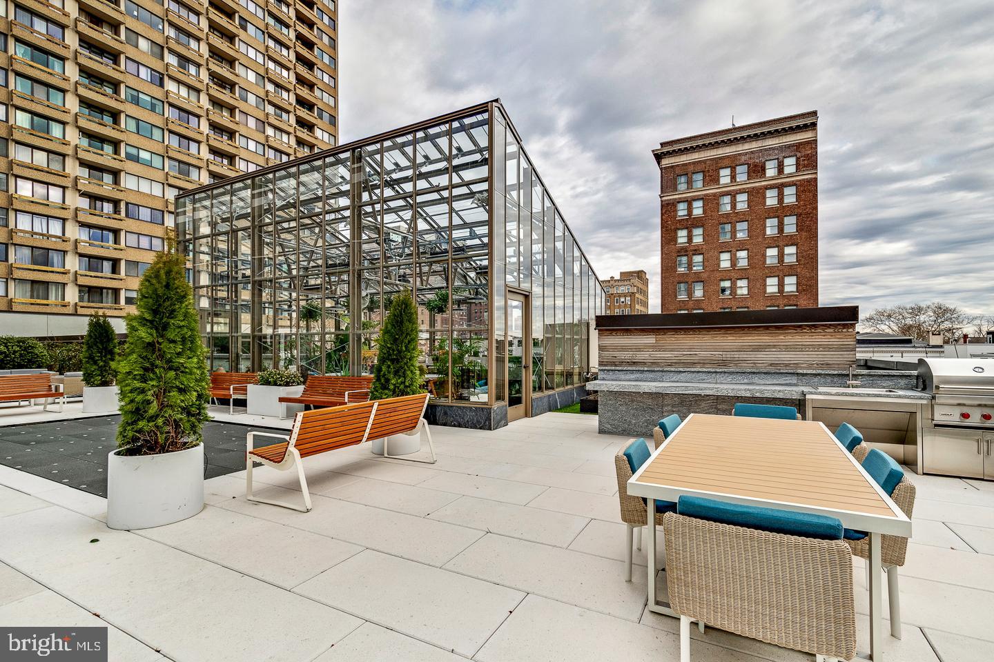 AVENUE OF THE ARTS - Residential Lease