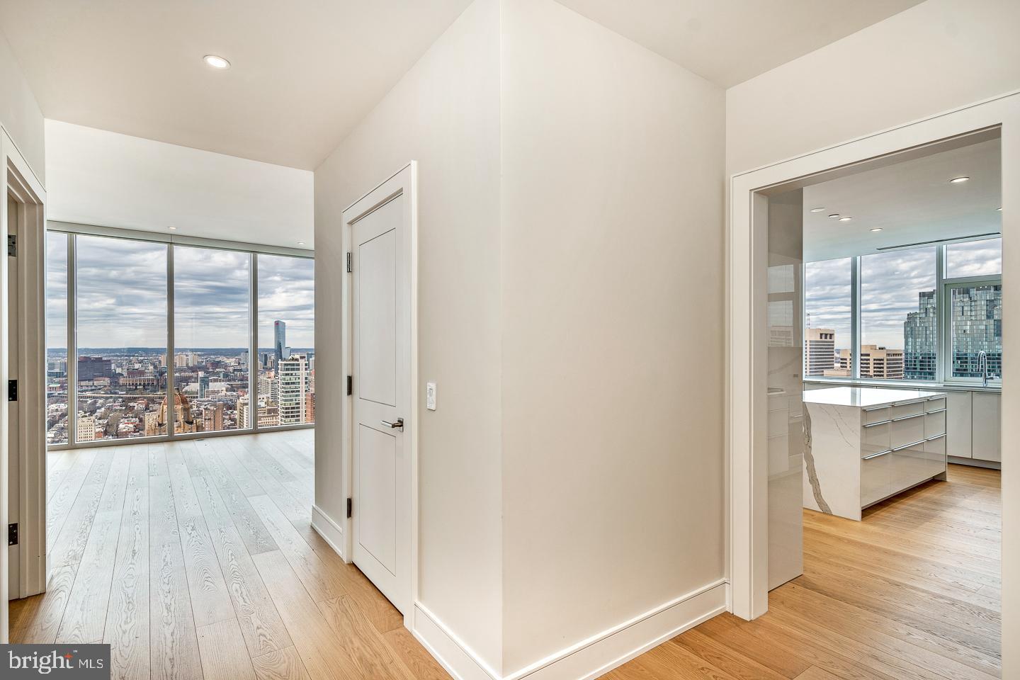 AVENUE OF THE ARTS - Residential Lease