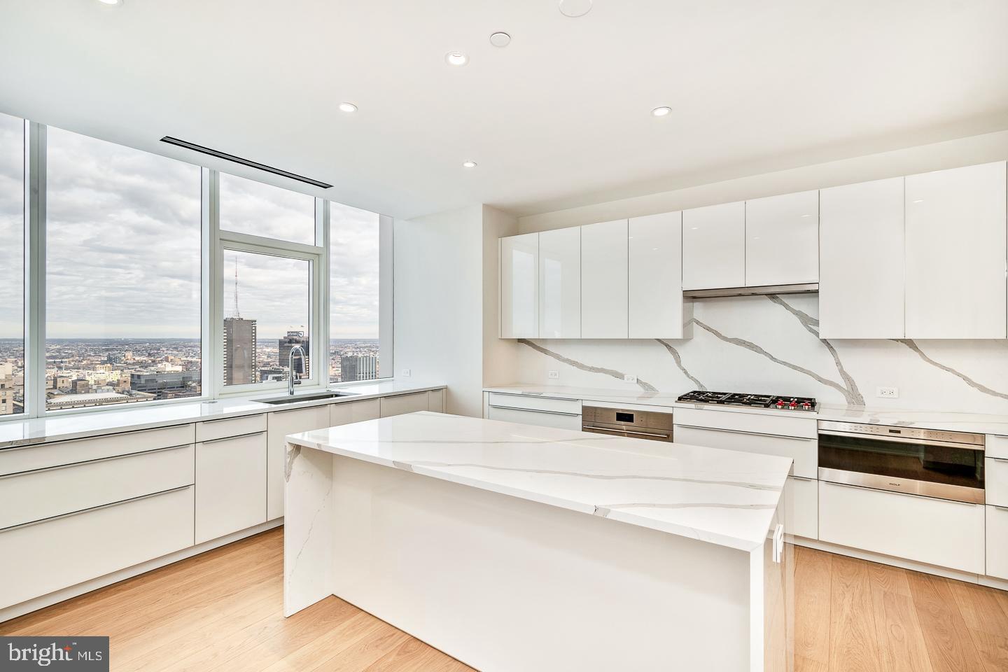 AVENUE OF THE ARTS - Residential Lease