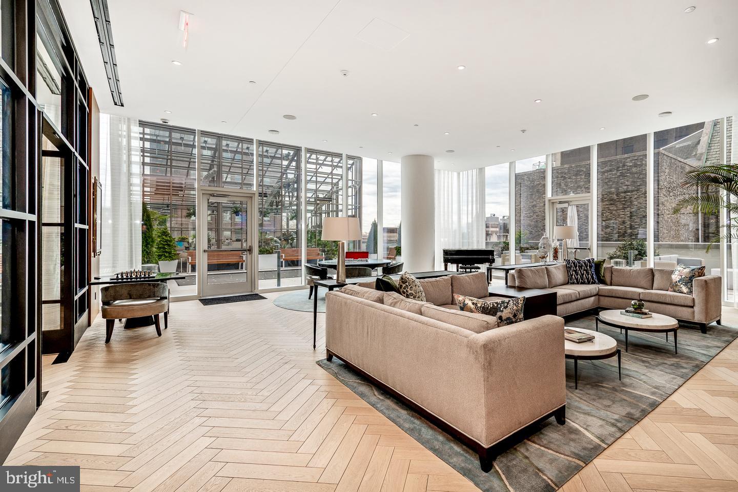 AVENUE OF THE ARTS - Residential Lease