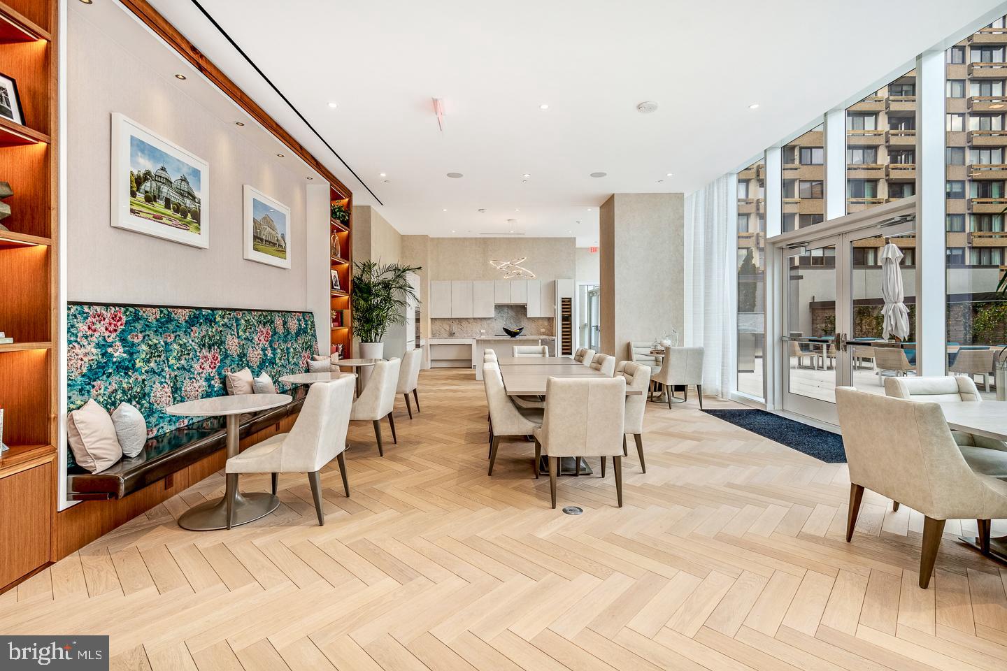 AVENUE OF THE ARTS - Residential Lease