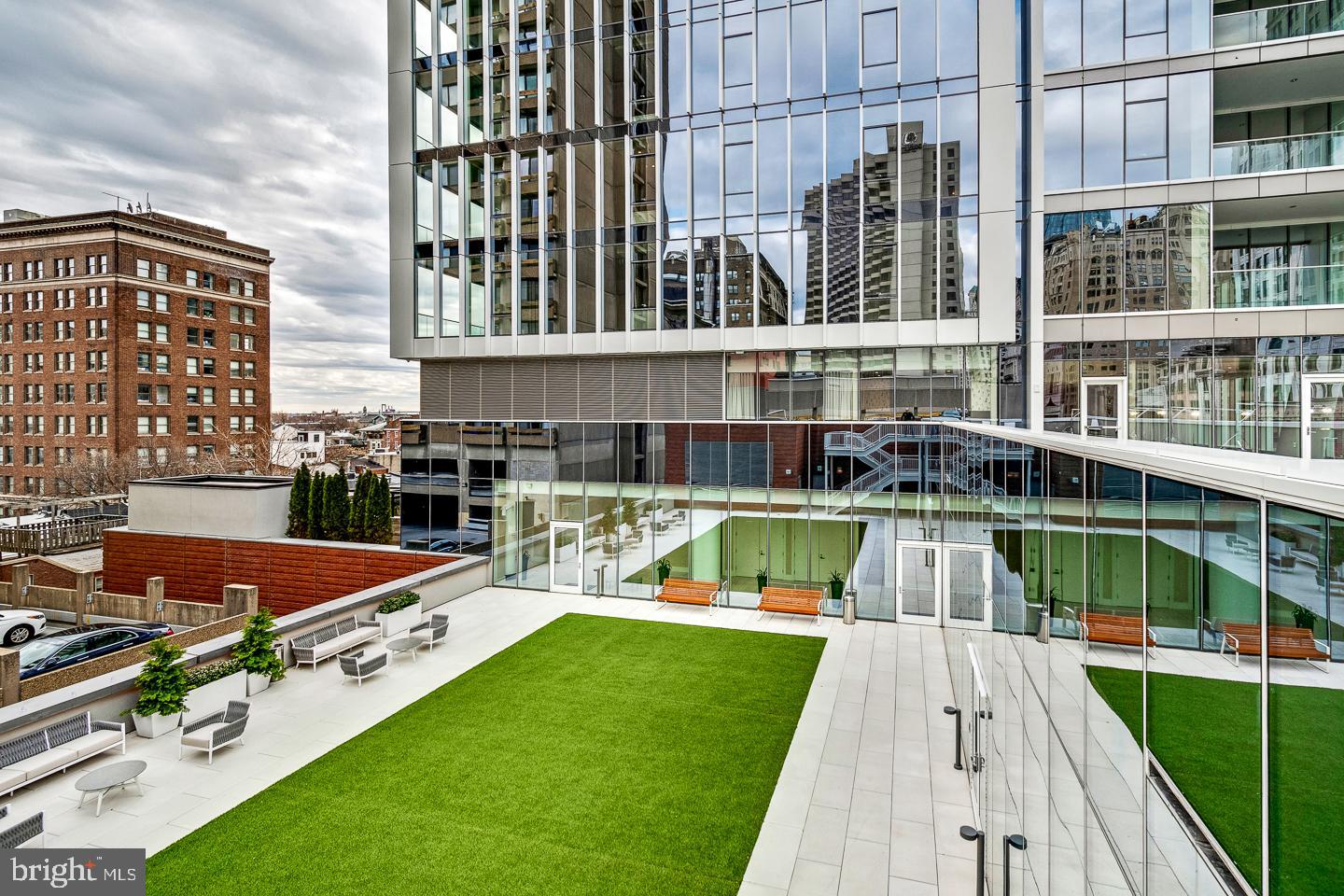 AVENUE OF THE ARTS - Residential Lease