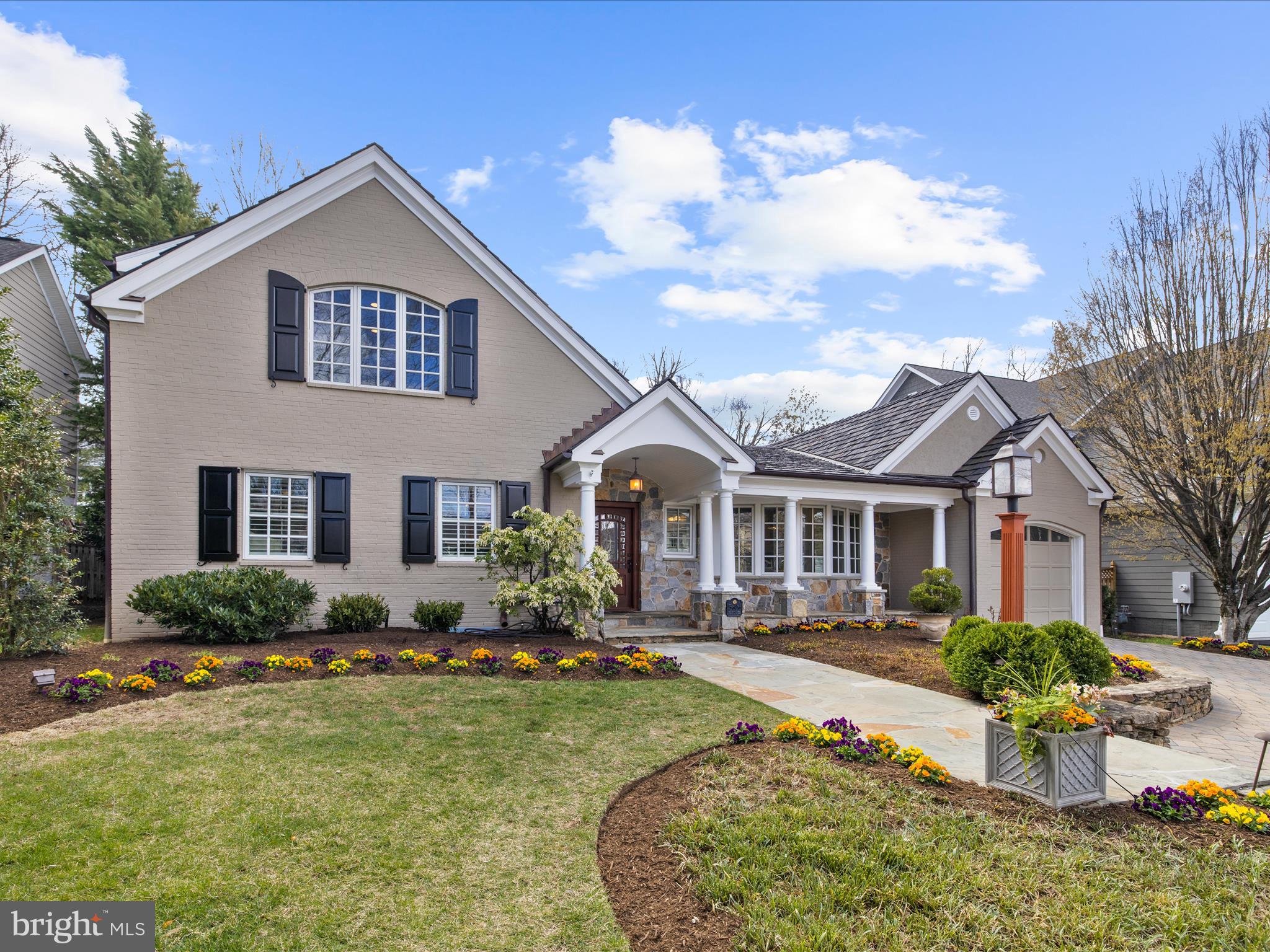 5606 WILSON LANE