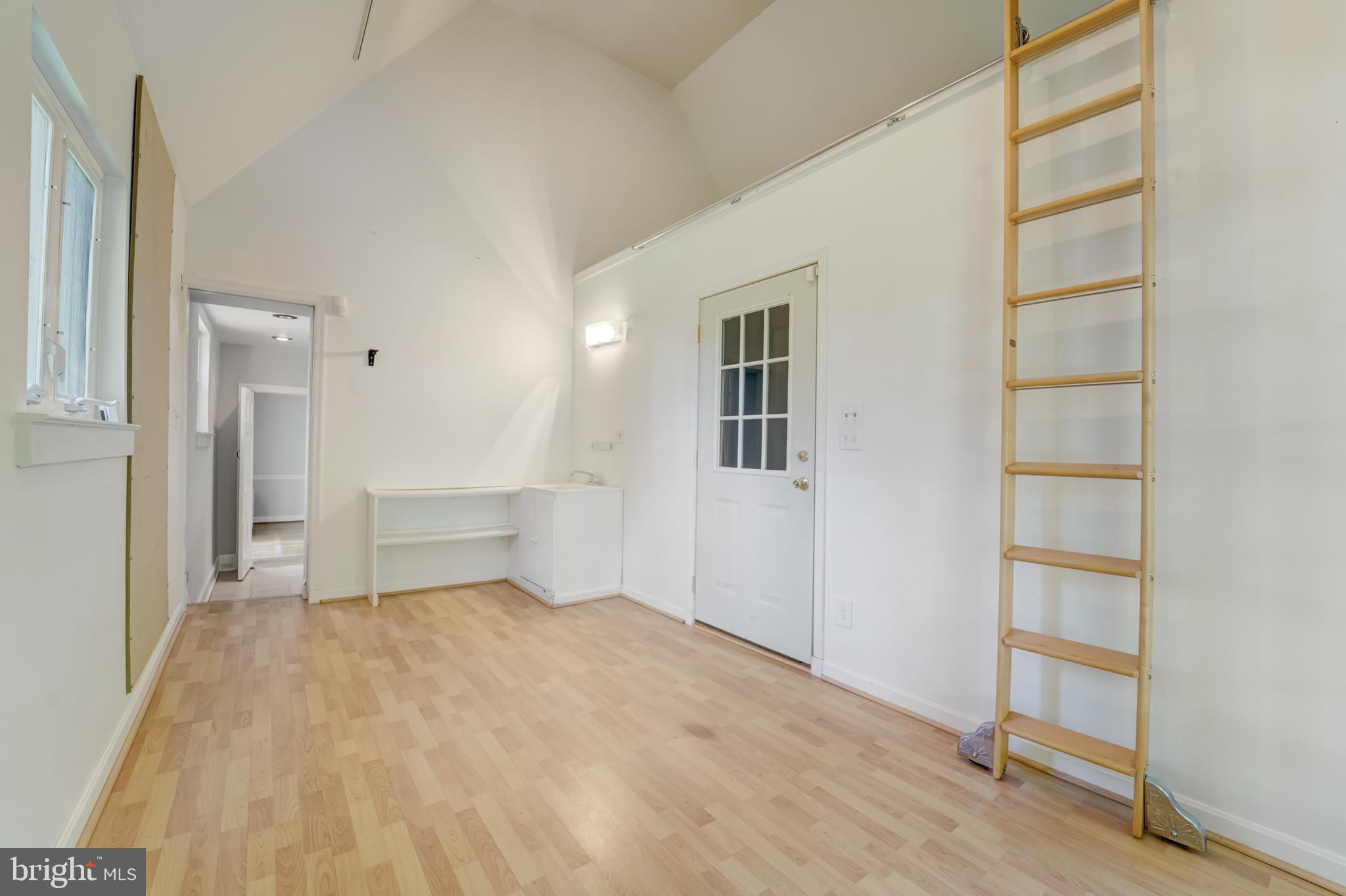 GREATER HOMELAND HISTORIC DISTRICT - Residential