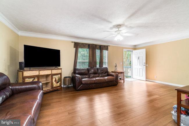 HIDDEN VALLEY - Residential