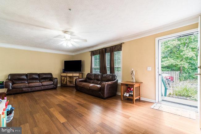 HIDDEN VALLEY - Residential