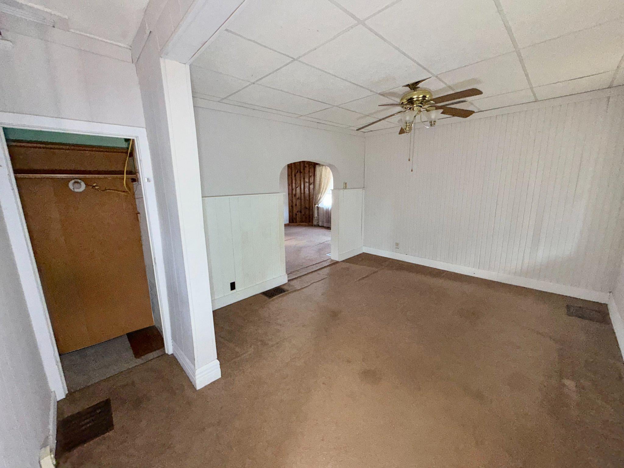 221 W 5TH AVENUE