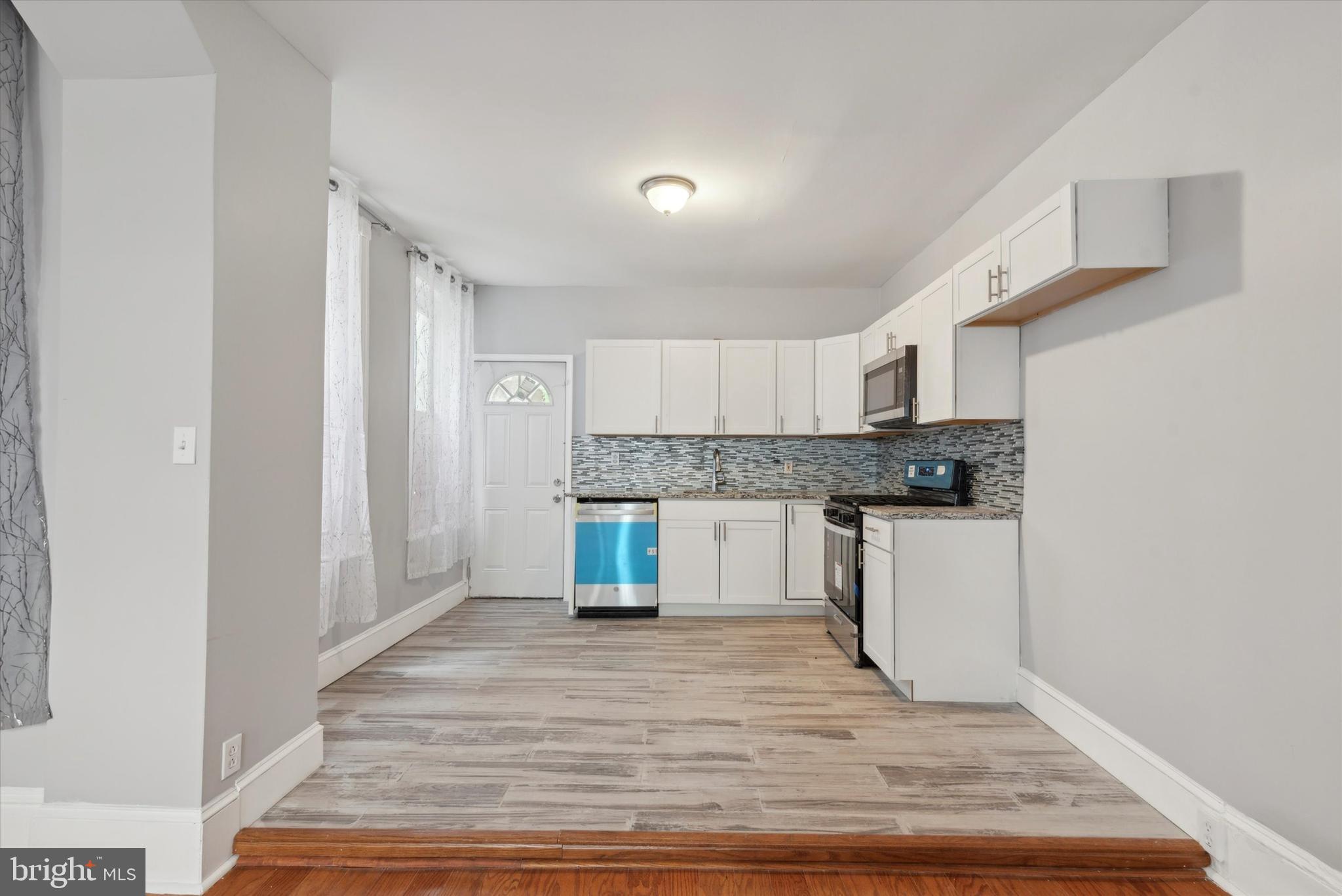 WEST OAK LANE - Residential