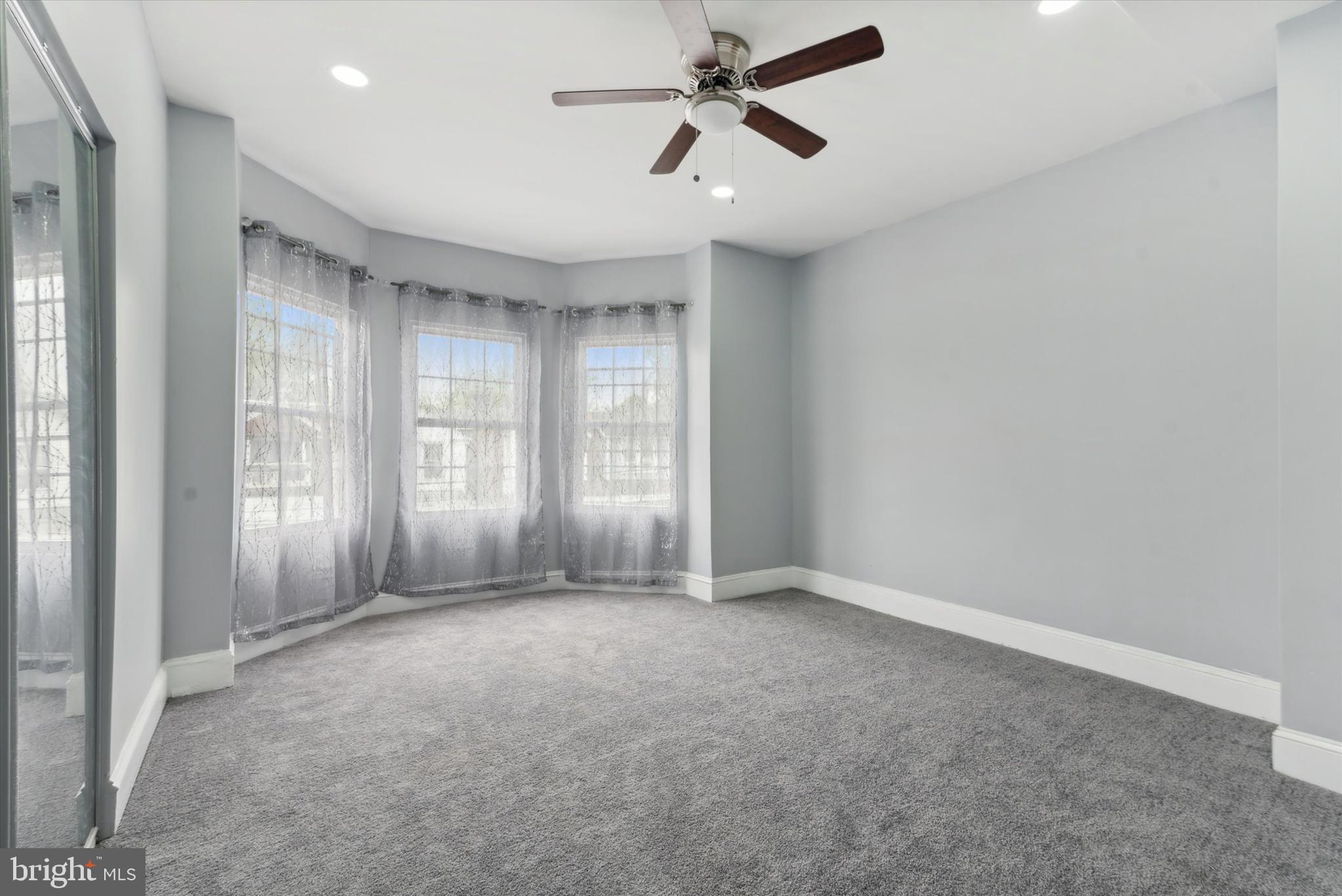WEST OAK LANE - Residential