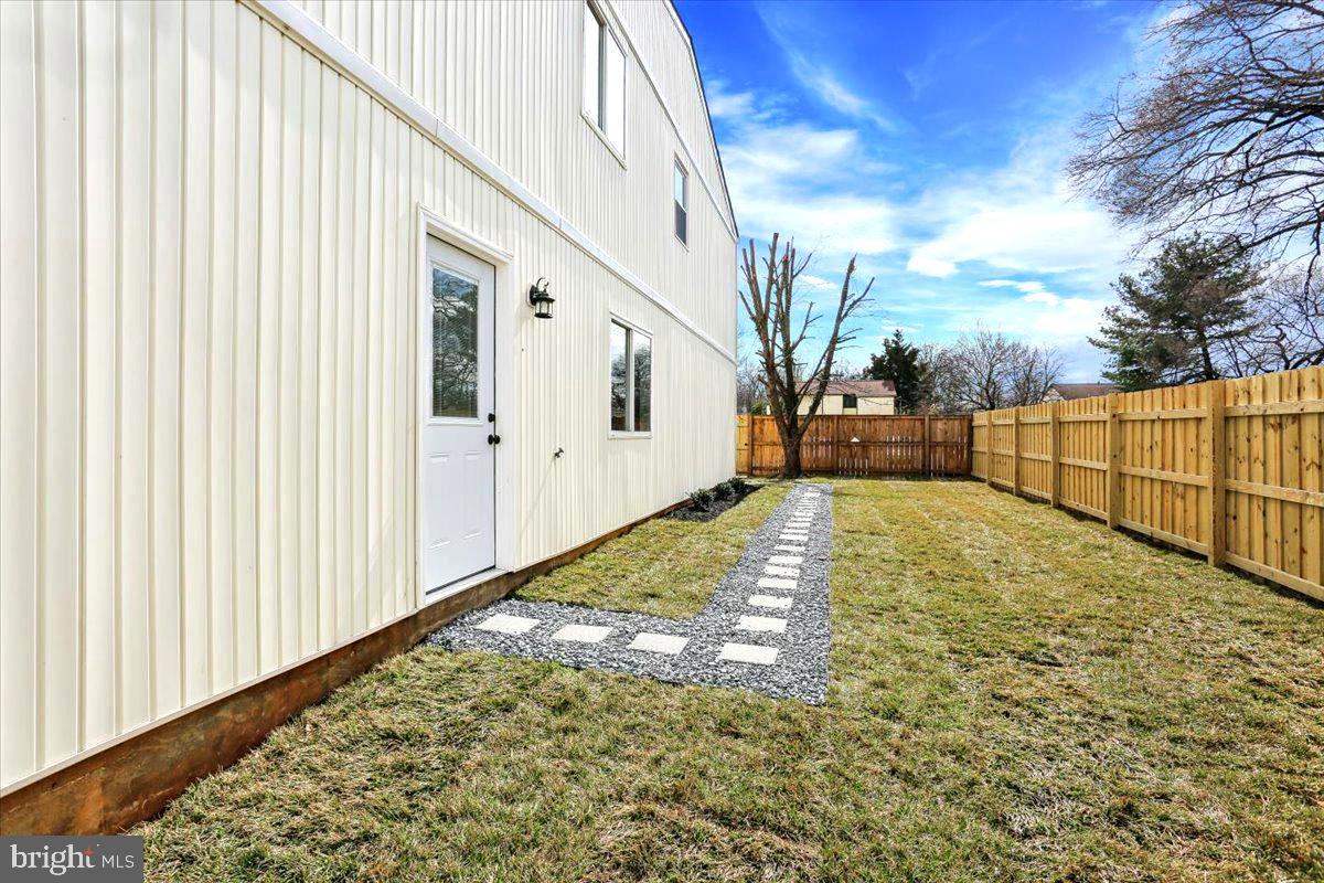 LAYTONIA - Residential