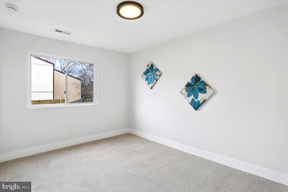 LAYTONIA - Residential