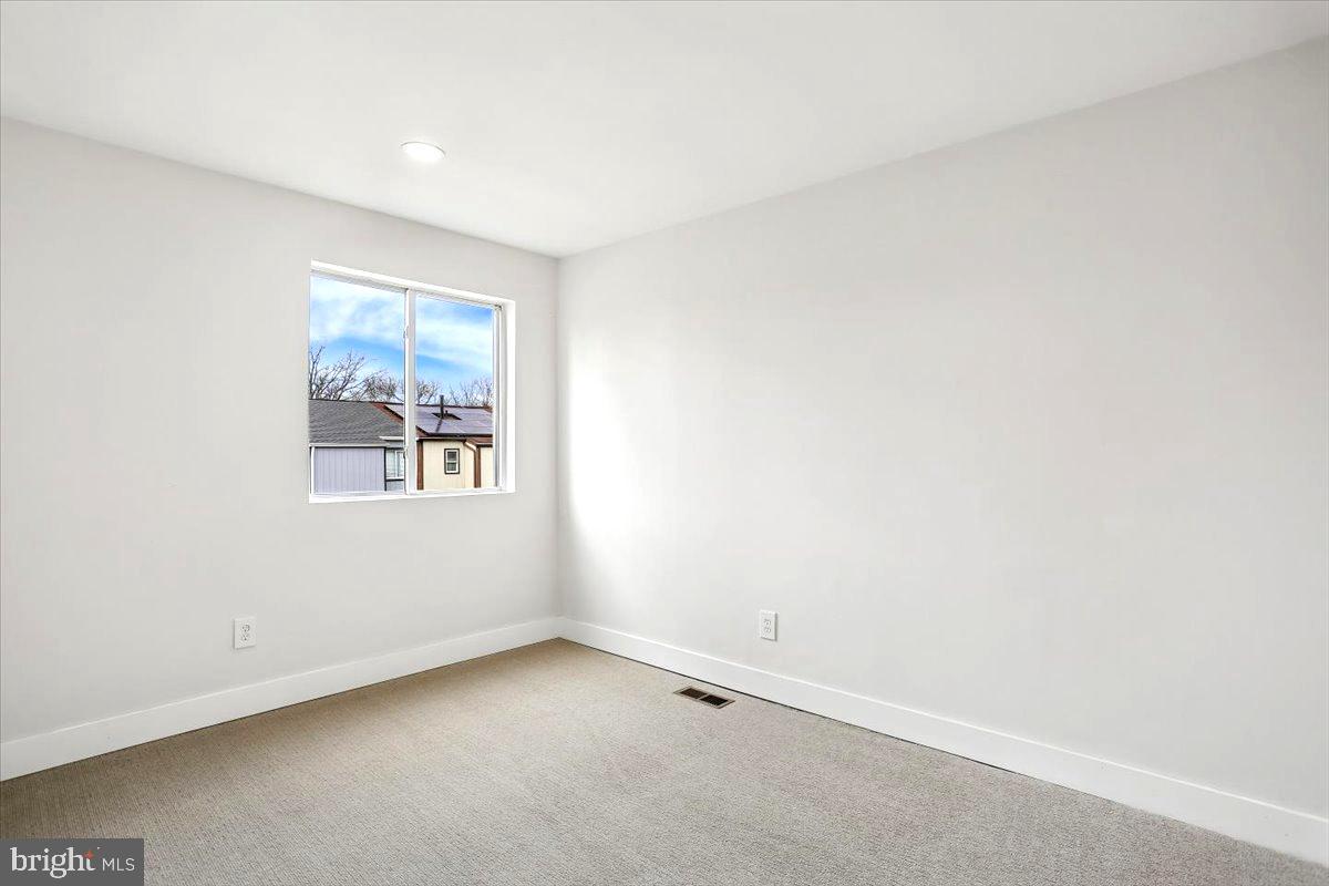 LAYTONIA - Residential