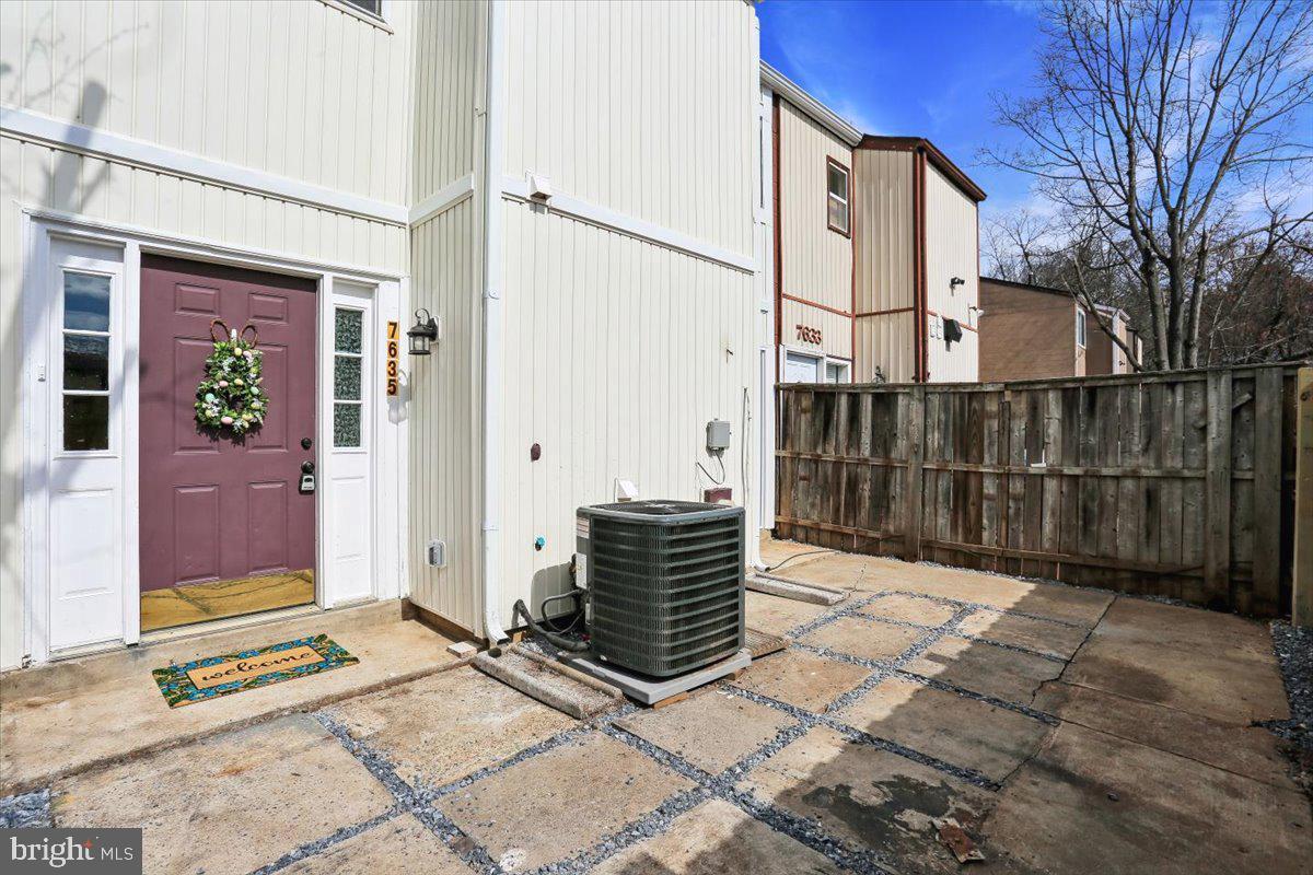 LAYTONIA - Residential