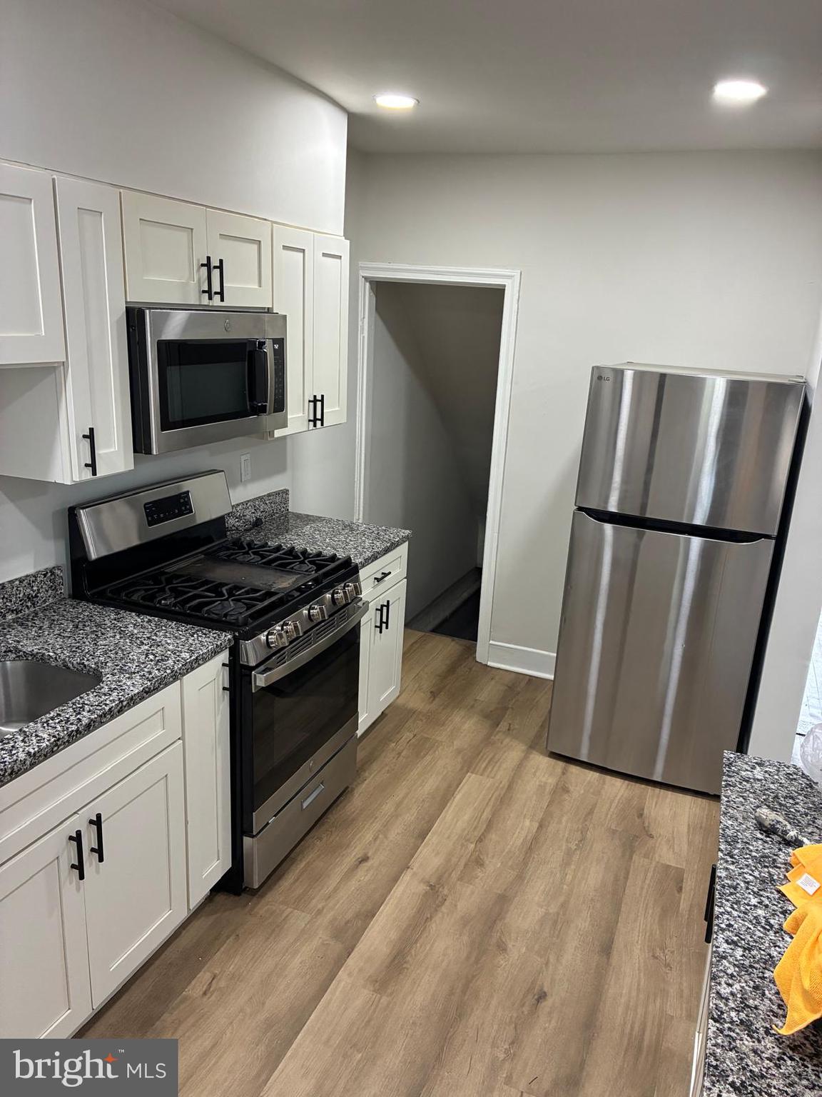 LORRAINE PARK - Residential