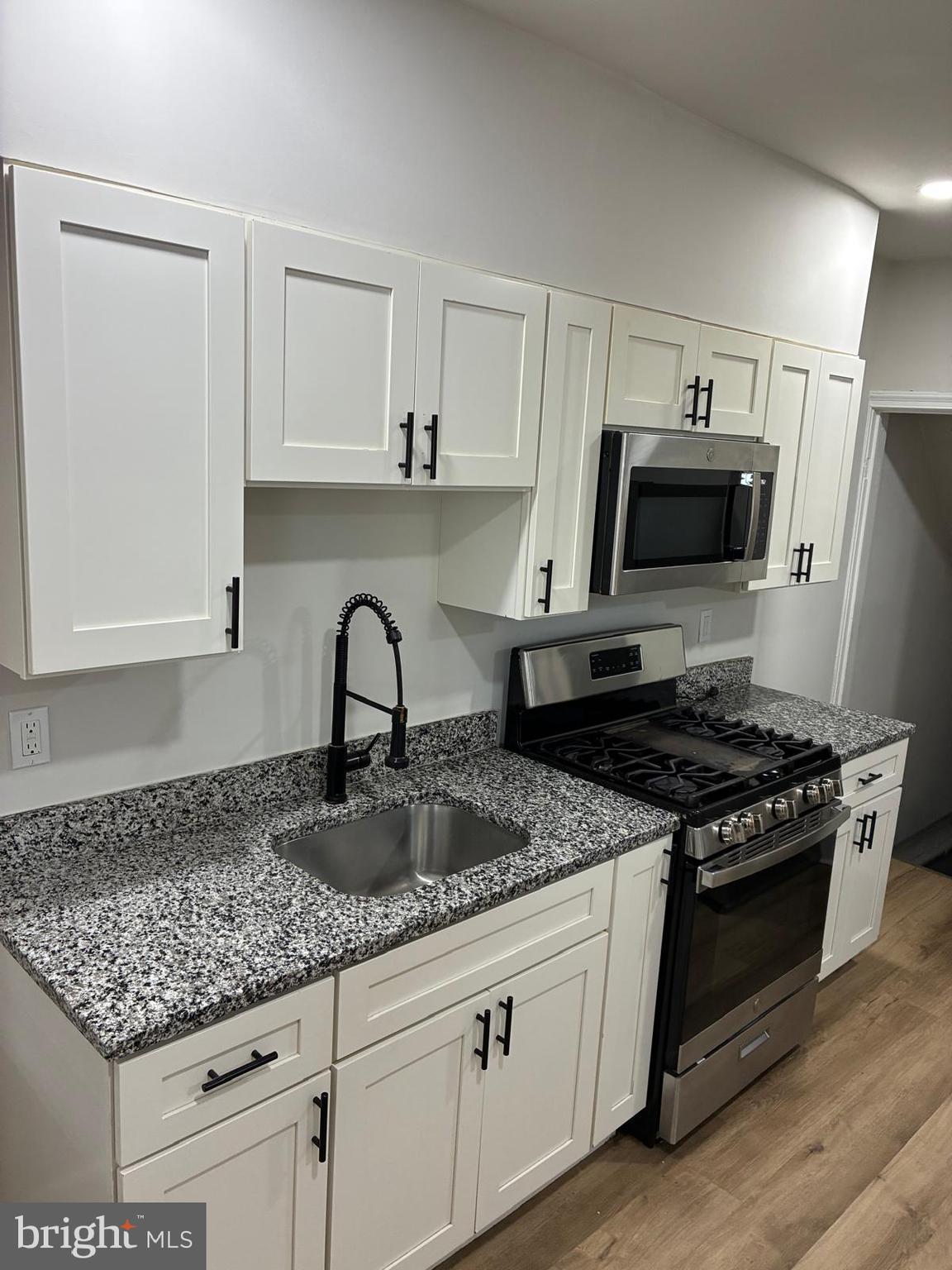 LORRAINE PARK - Residential