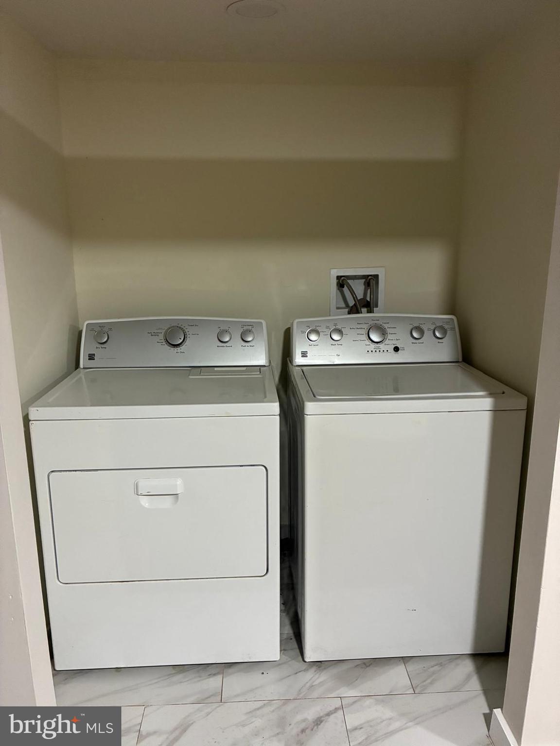 LORRAINE PARK - Residential