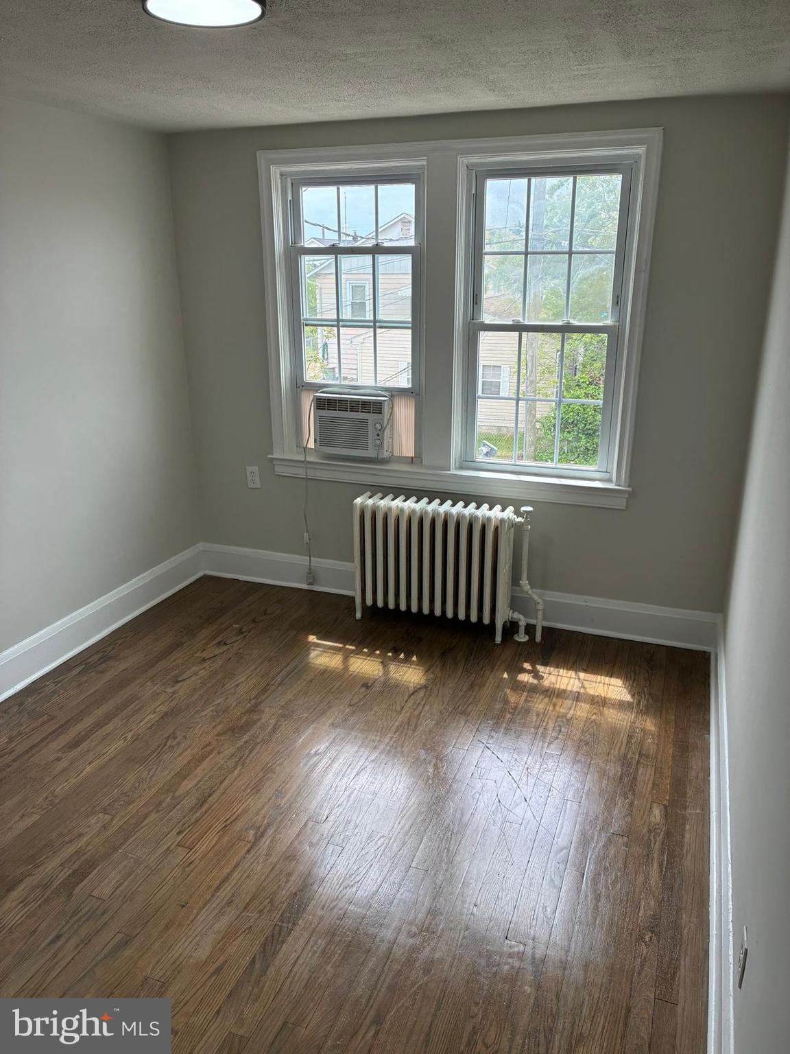 LORRAINE PARK - Residential