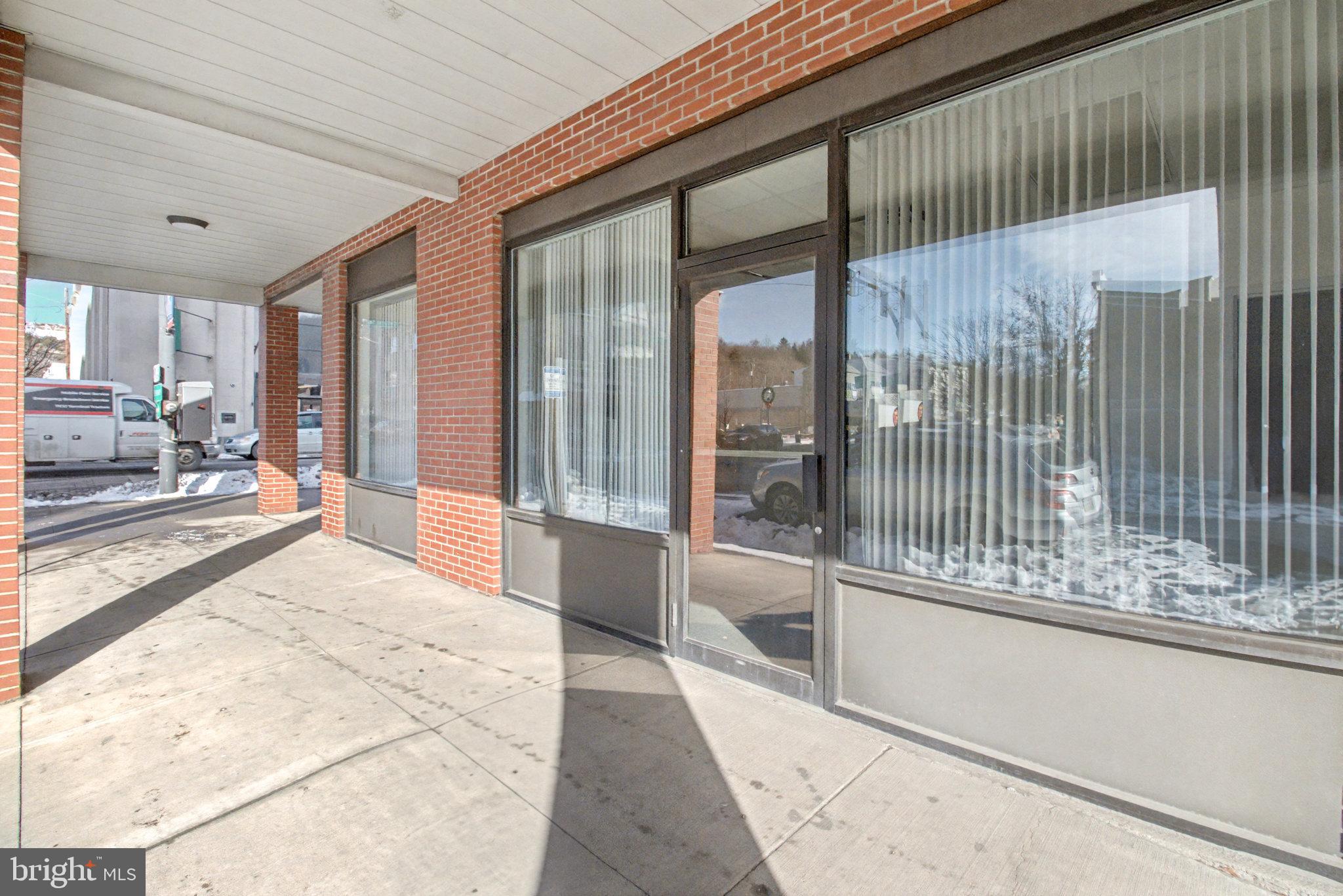 0 MAIN & CENTER STREET