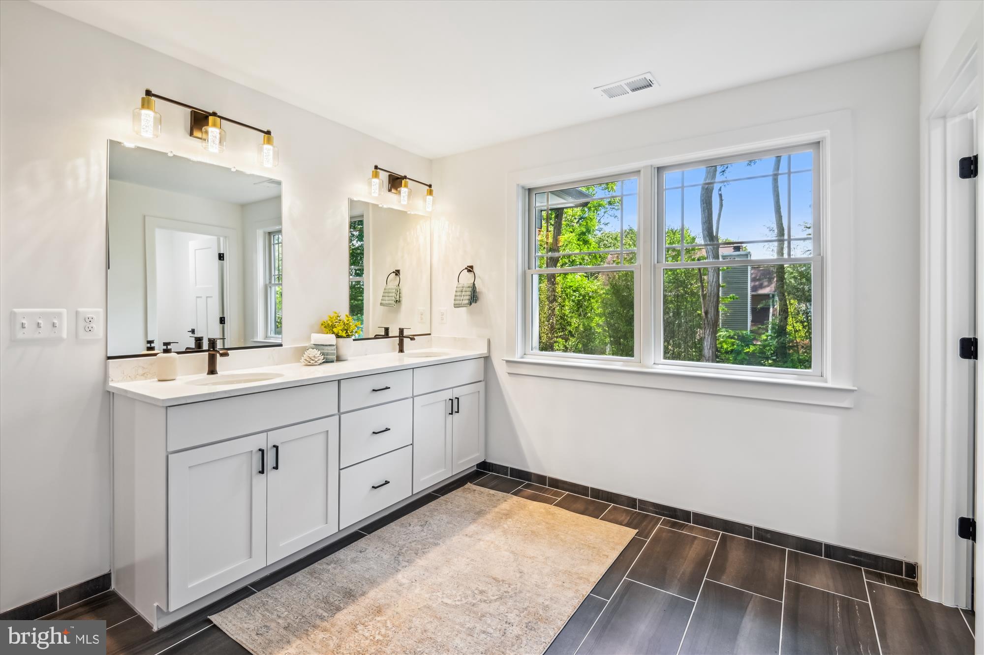 WINCHESTER ON THE SEVERN - Residential