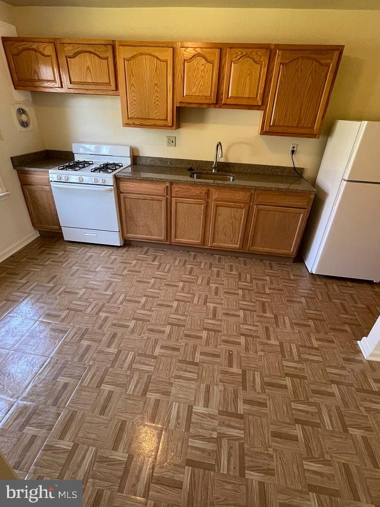 WARFIELD CONDOMINIUMS - Residential