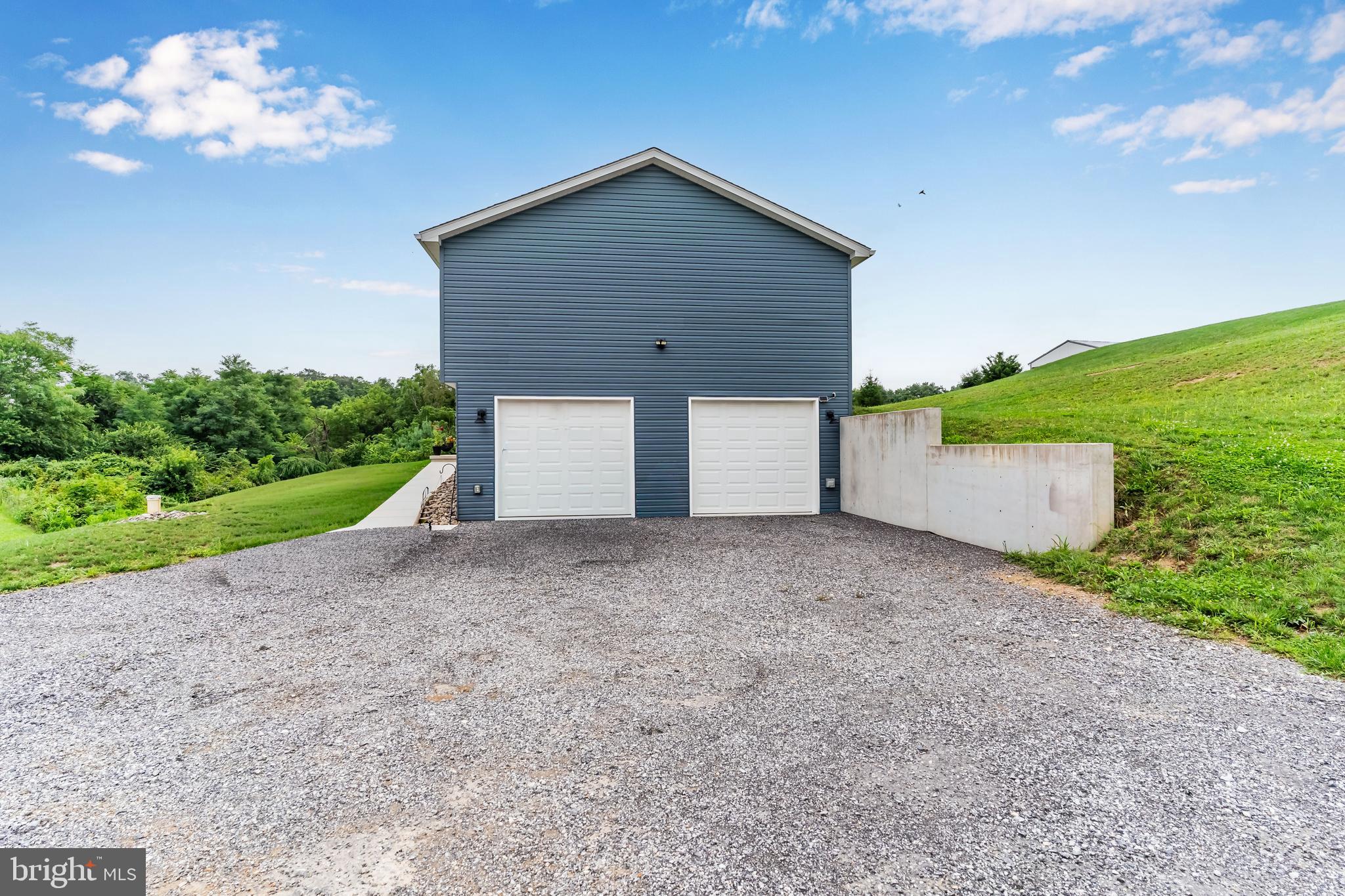 186 BRICK CHURCH ROAD