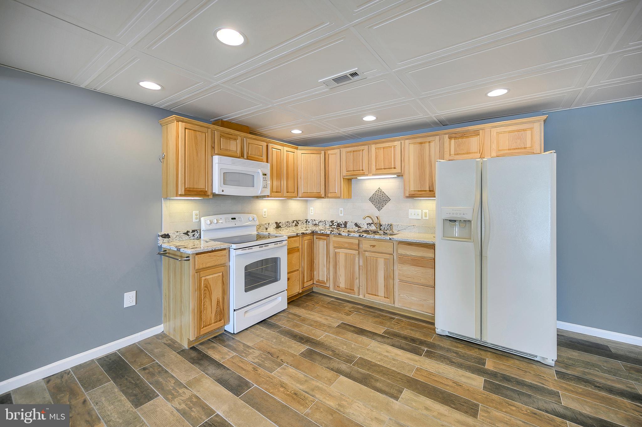 LAKE OF THE WOODS - Residential