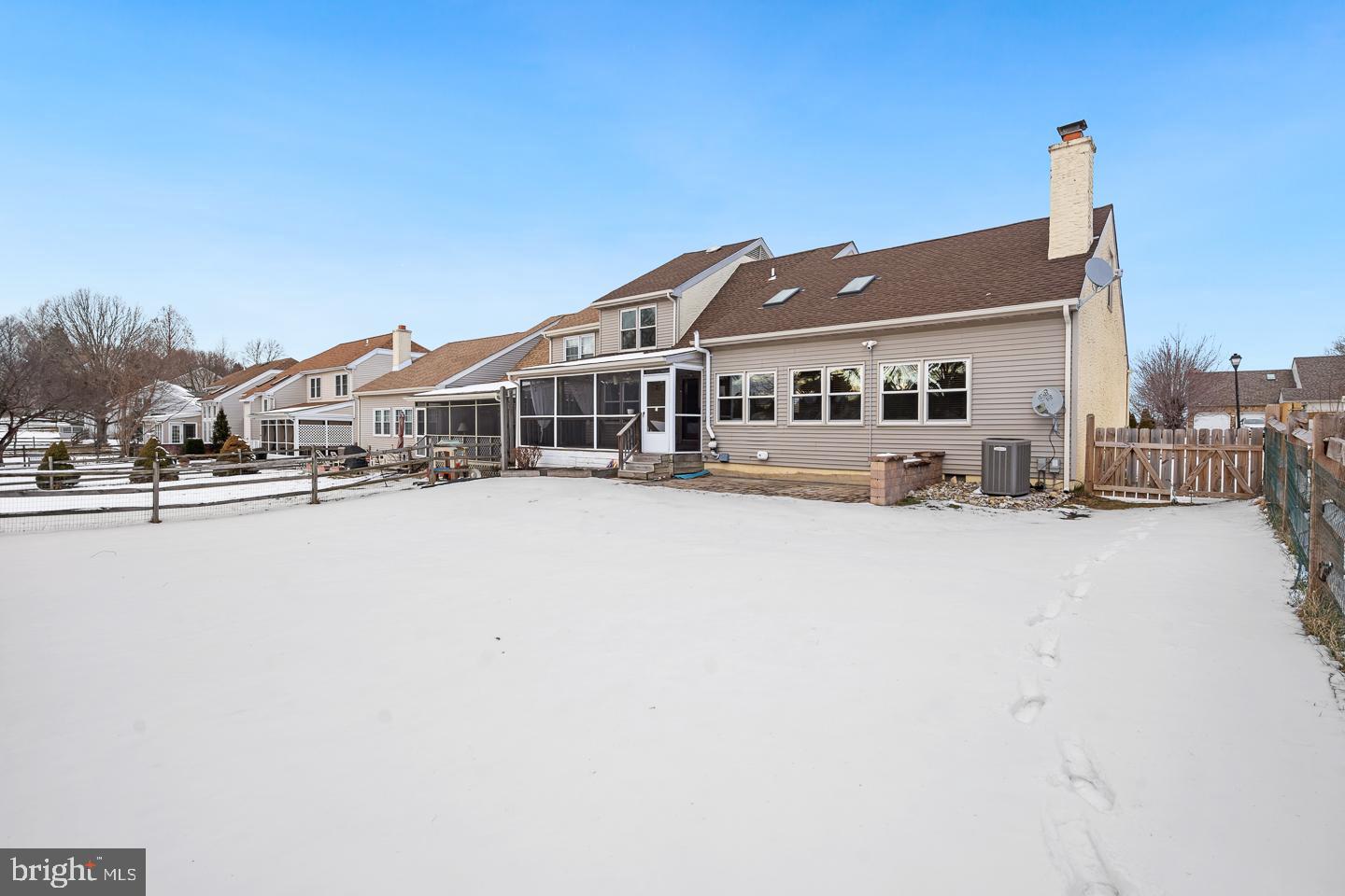 STENNING WOODS - Residential